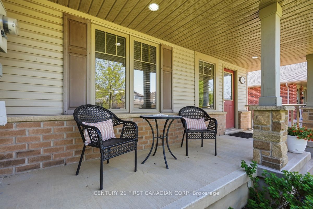 30 Pear Tree Avenue Property Photo 7