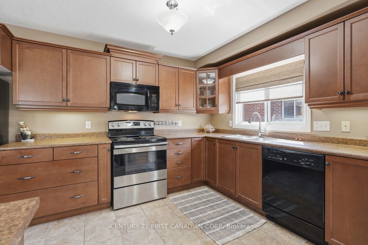 30 Pear Tree Avenue Property Photo 15