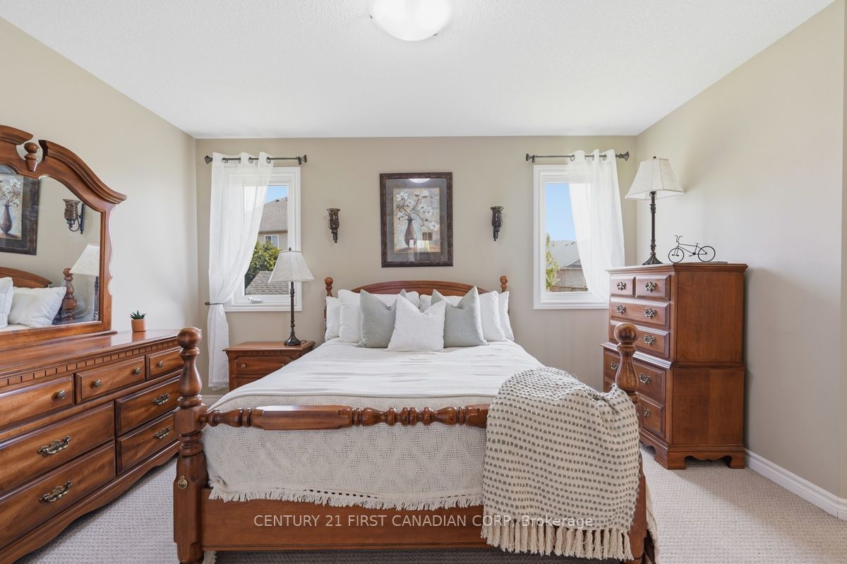 30 Pear Tree Avenue Property Photo 22