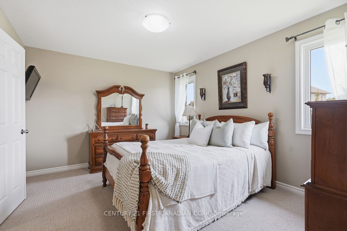 30 Pear Tree Avenue Property Photo 23