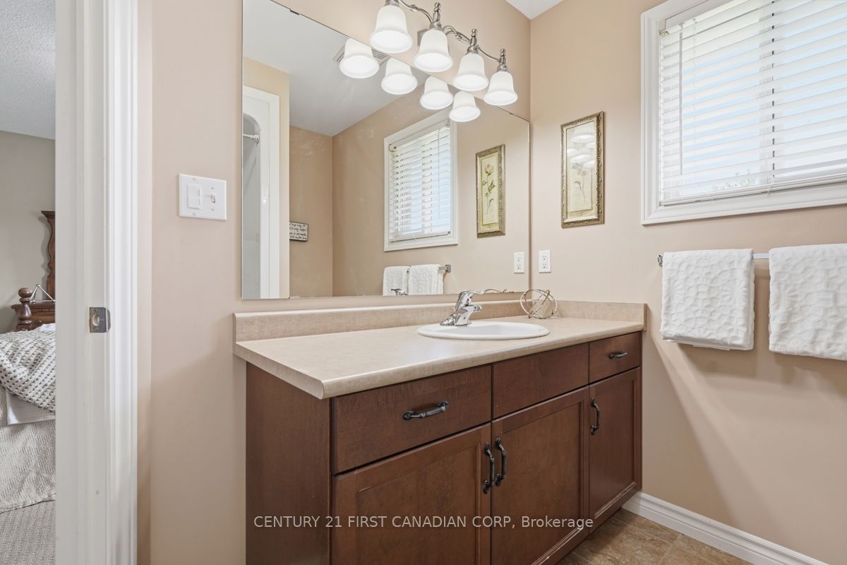 30 Pear Tree Avenue Property Photo 26
