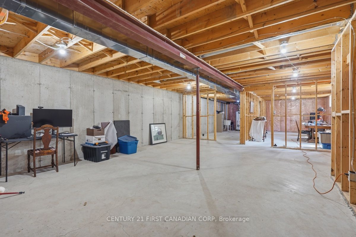 30 Pear Tree Avenue Property Photo 33