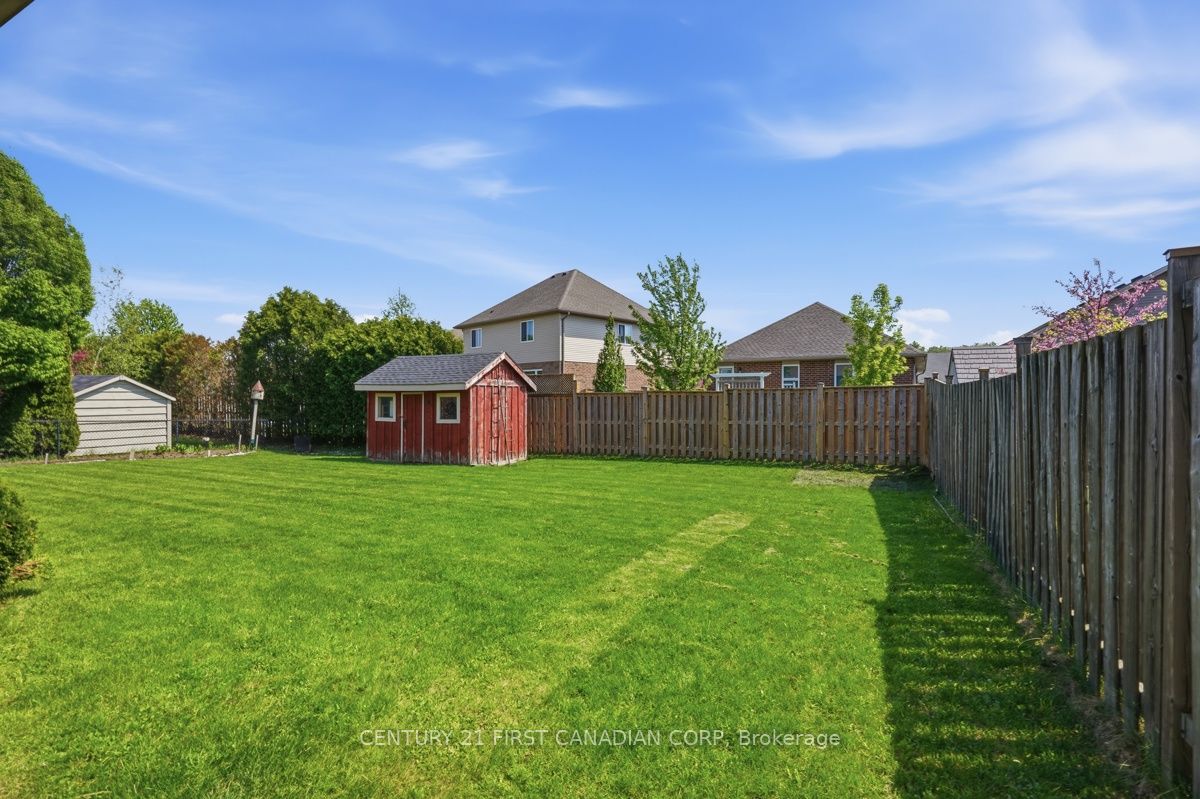 30 Pear Tree Avenue Property Photo 36