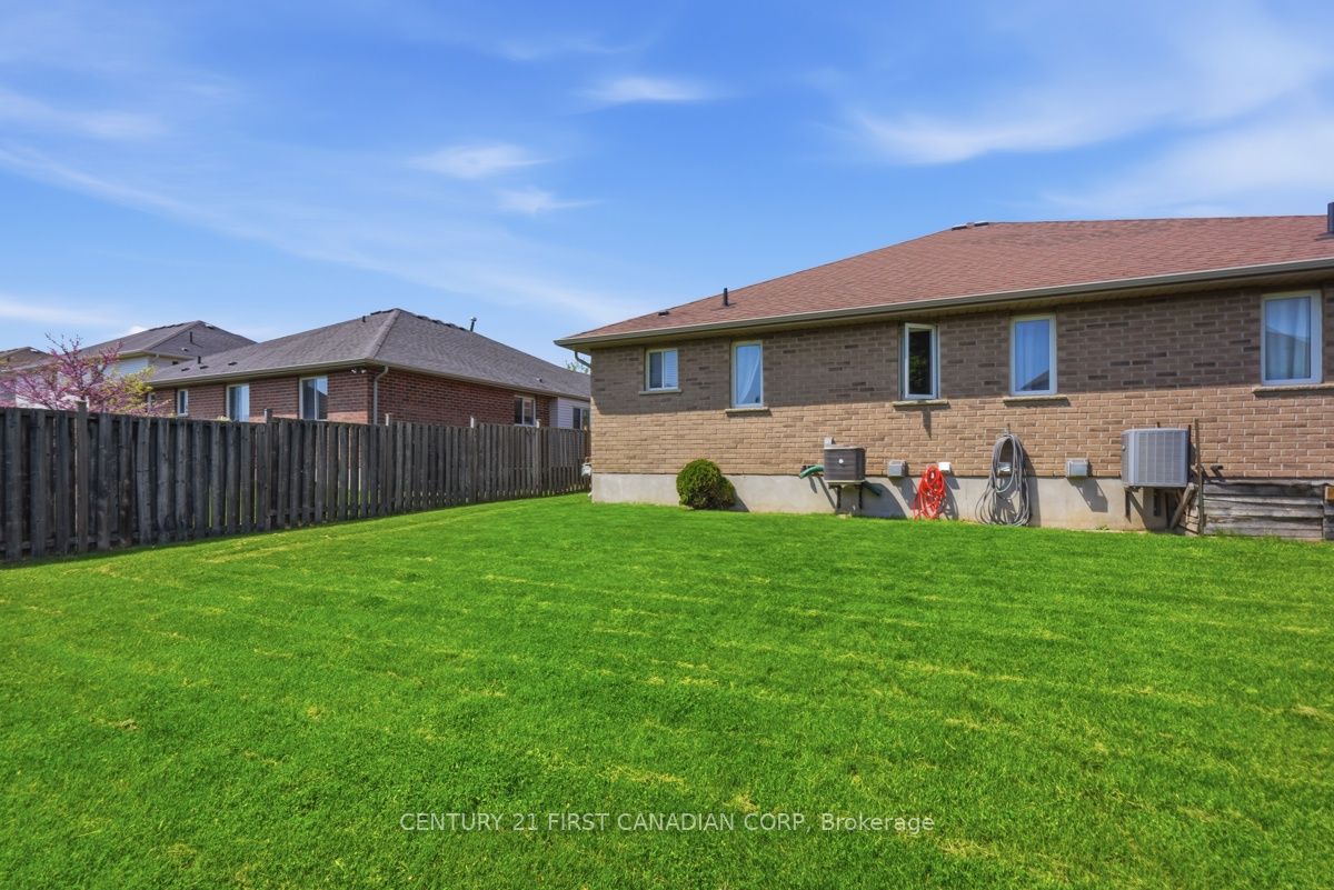 30 Pear Tree Avenue Property Photo 38