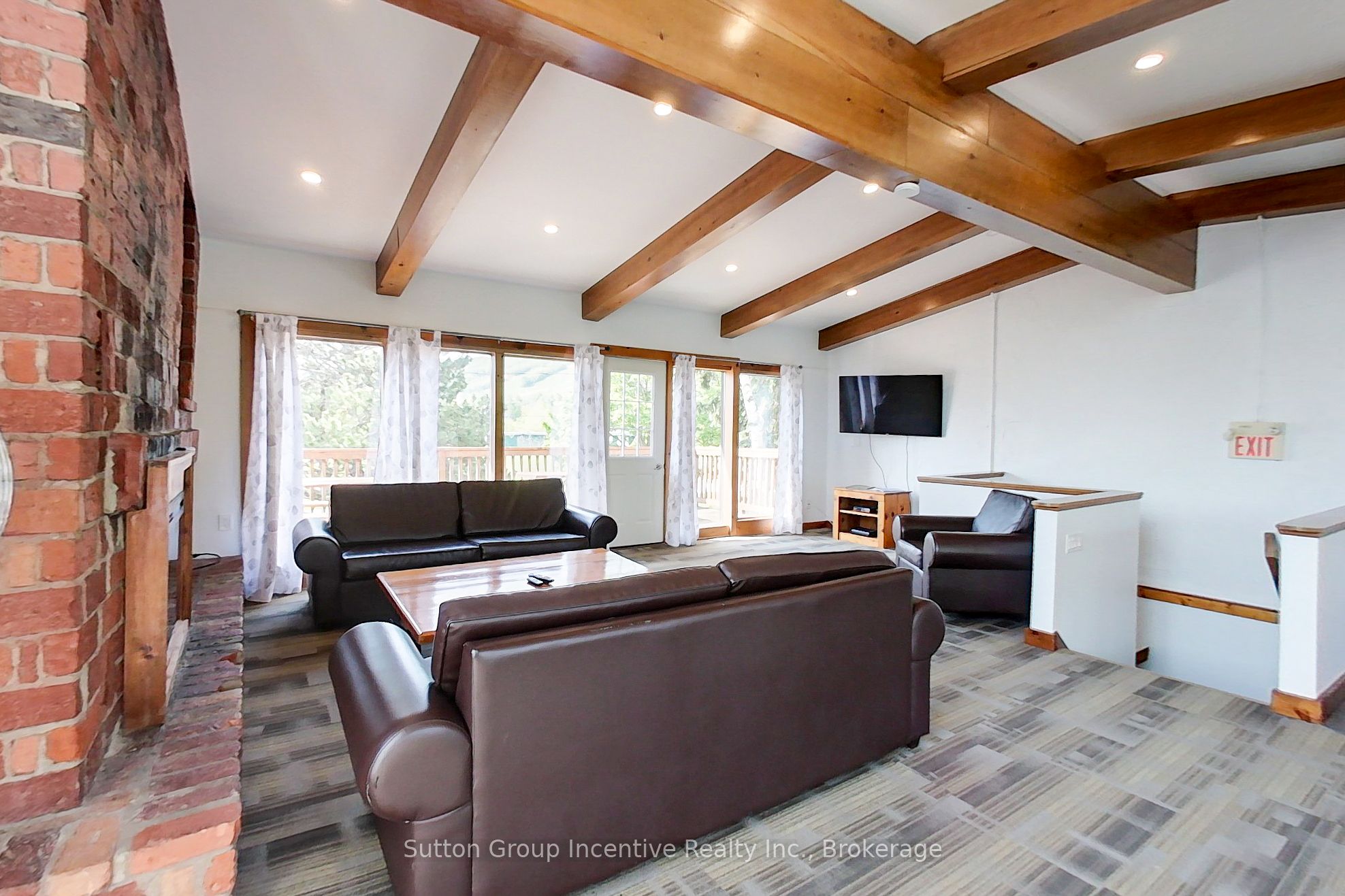151 Tyrolean Lane Property Photo 4
