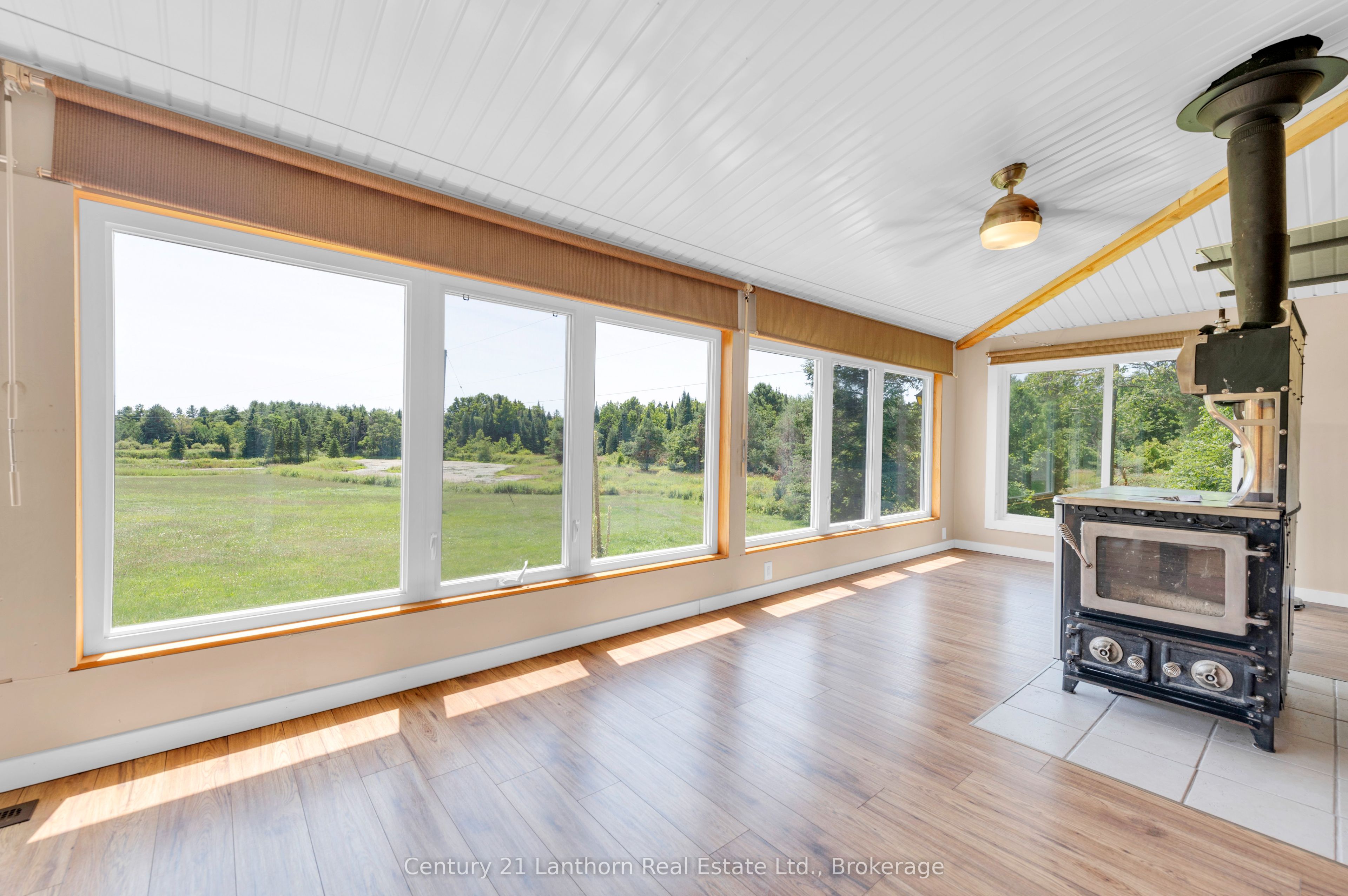 495 Barker Road Property Photo 21