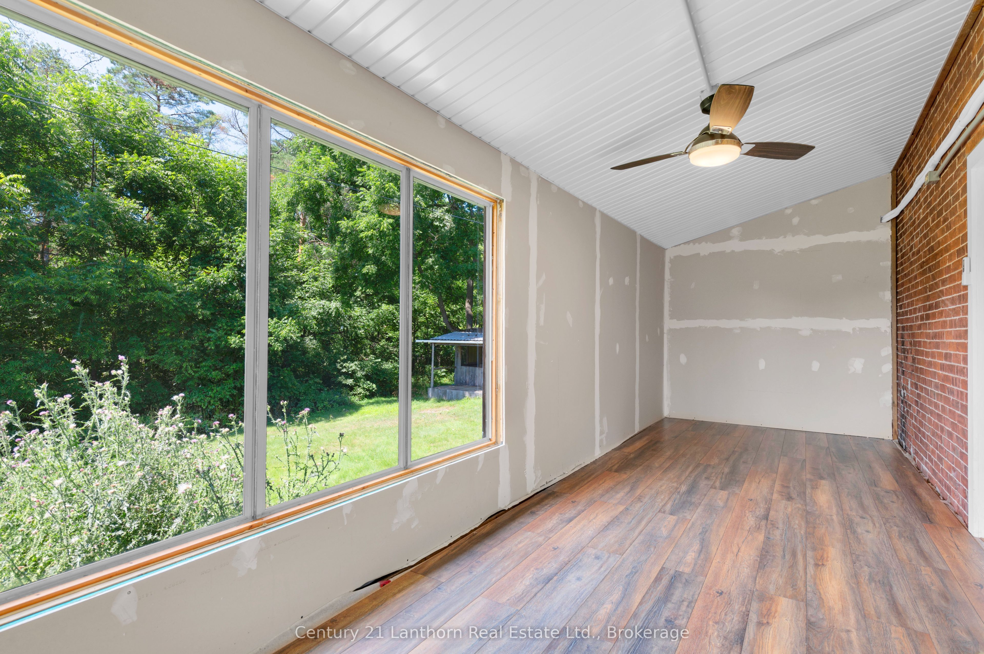 495 Barker Road Property Photo 25