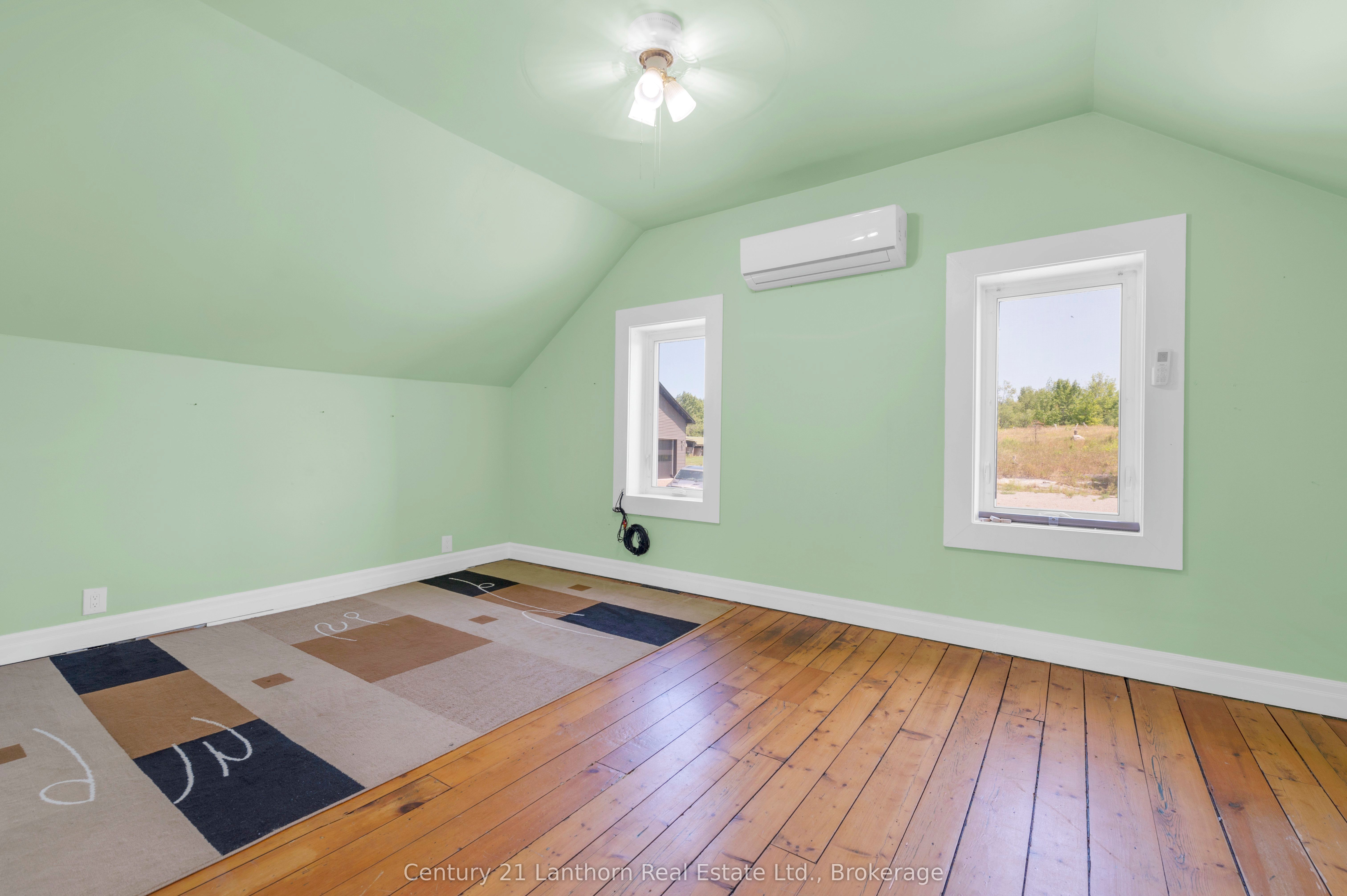 495 Barker Road Property Photo 28
