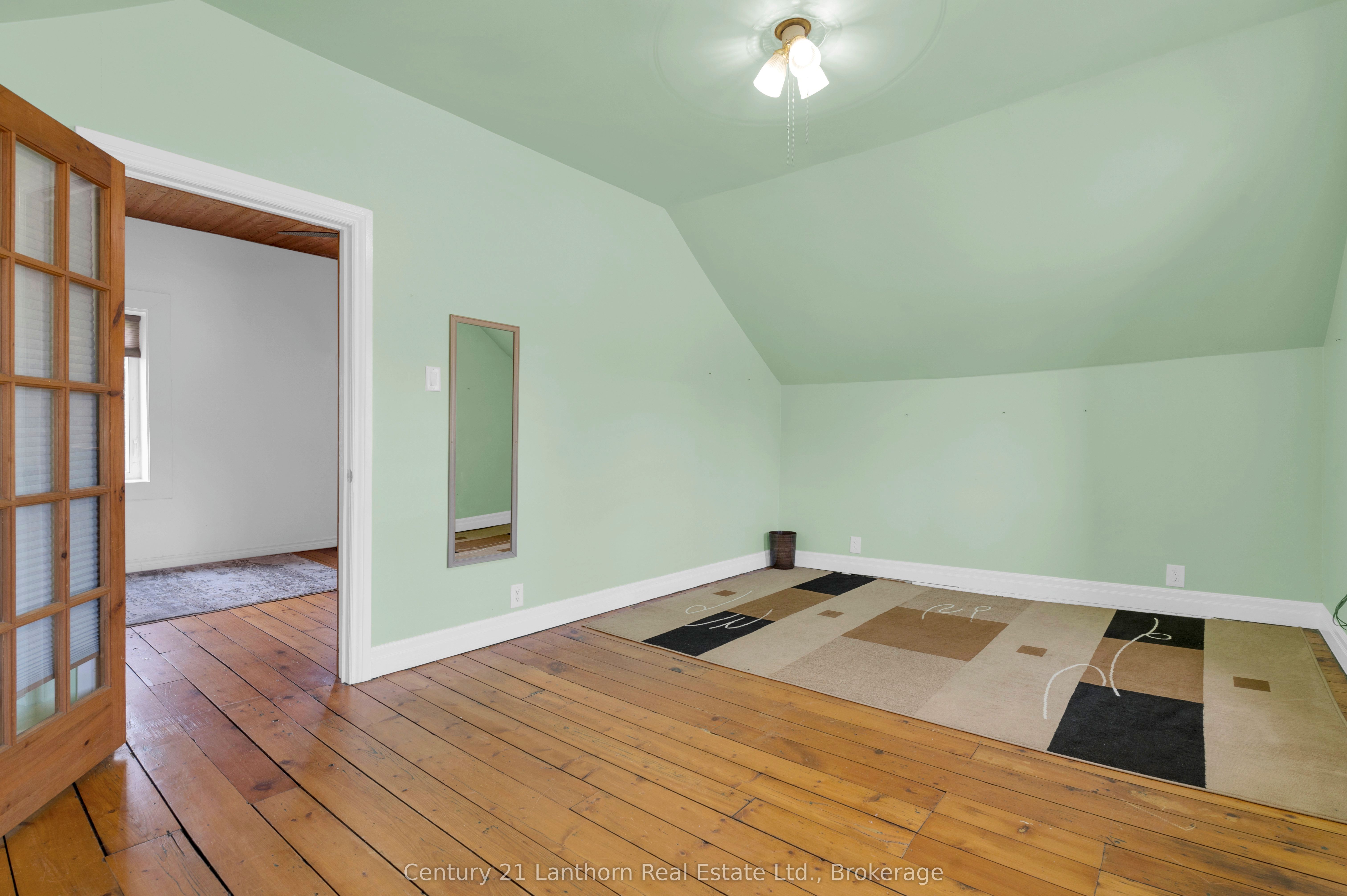 495 Barker Road Property Photo 29