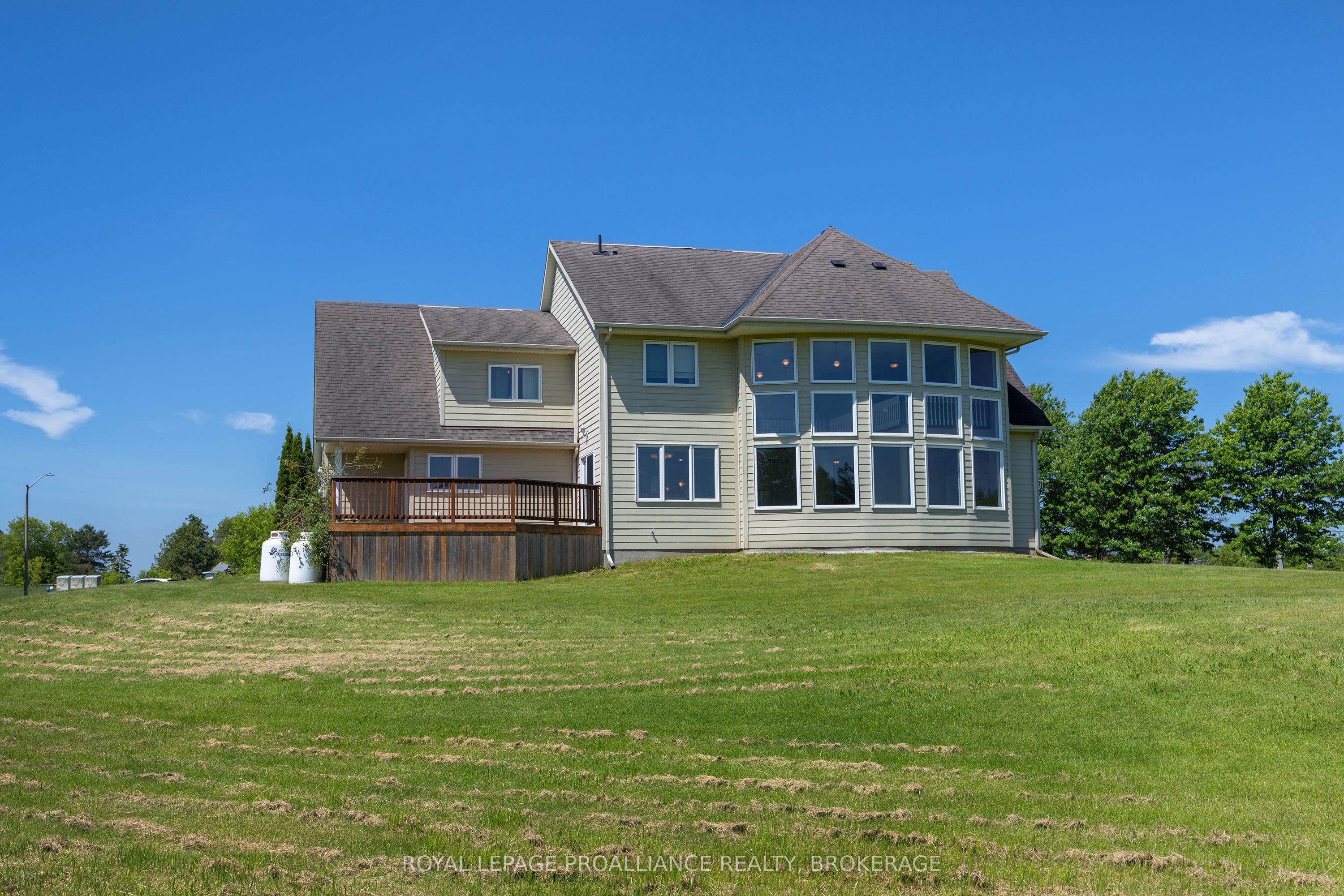 1461 English Way Property Photo 6