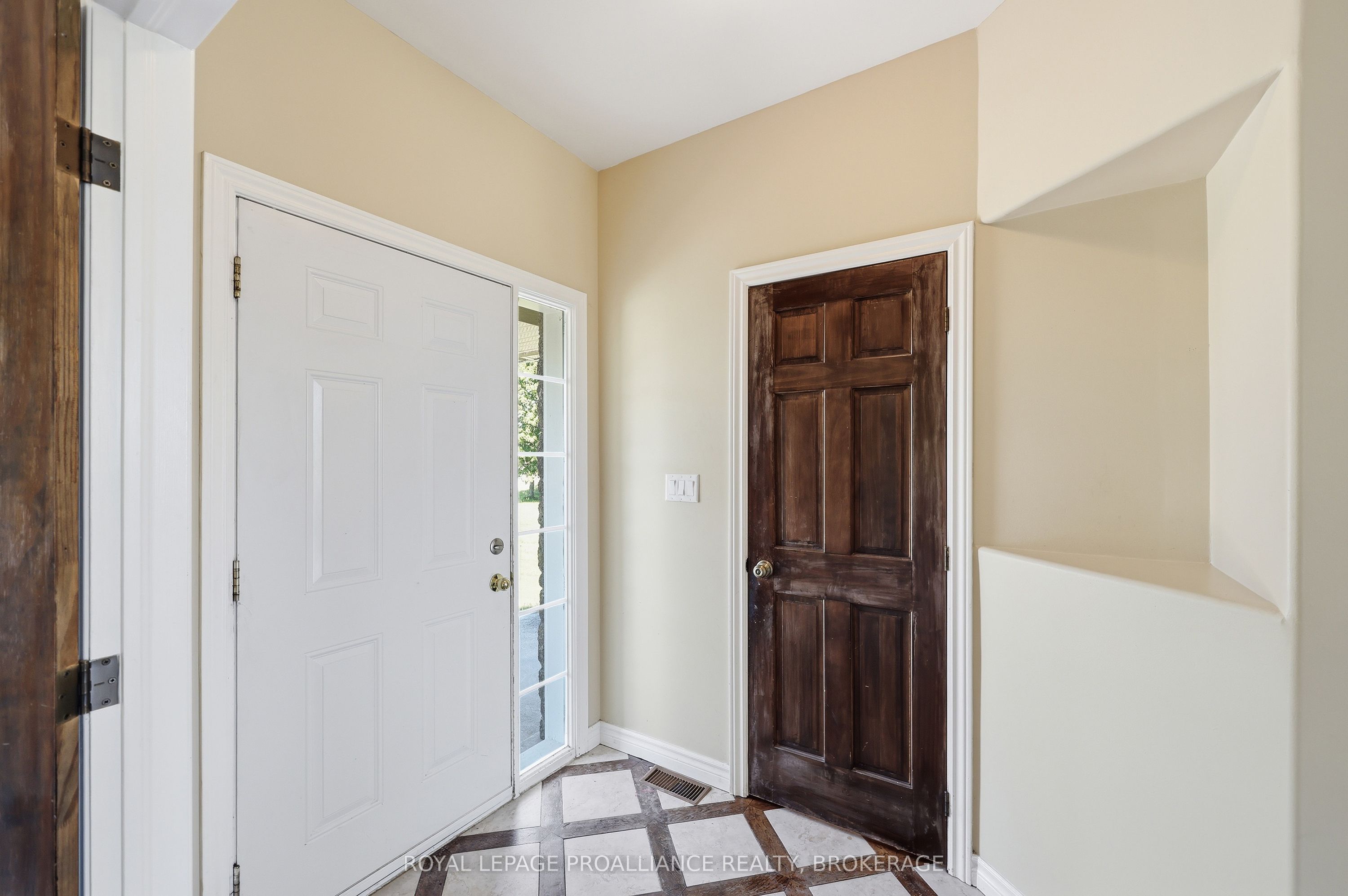 1461 English Way Property Photo 10