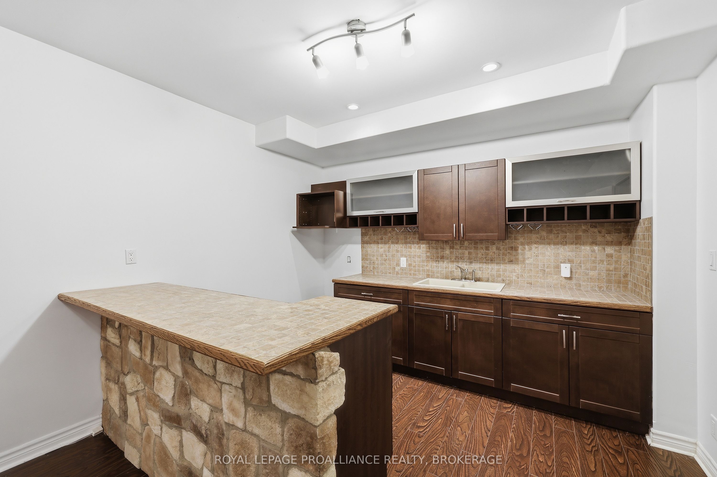 1461 English Way Property Photo 43