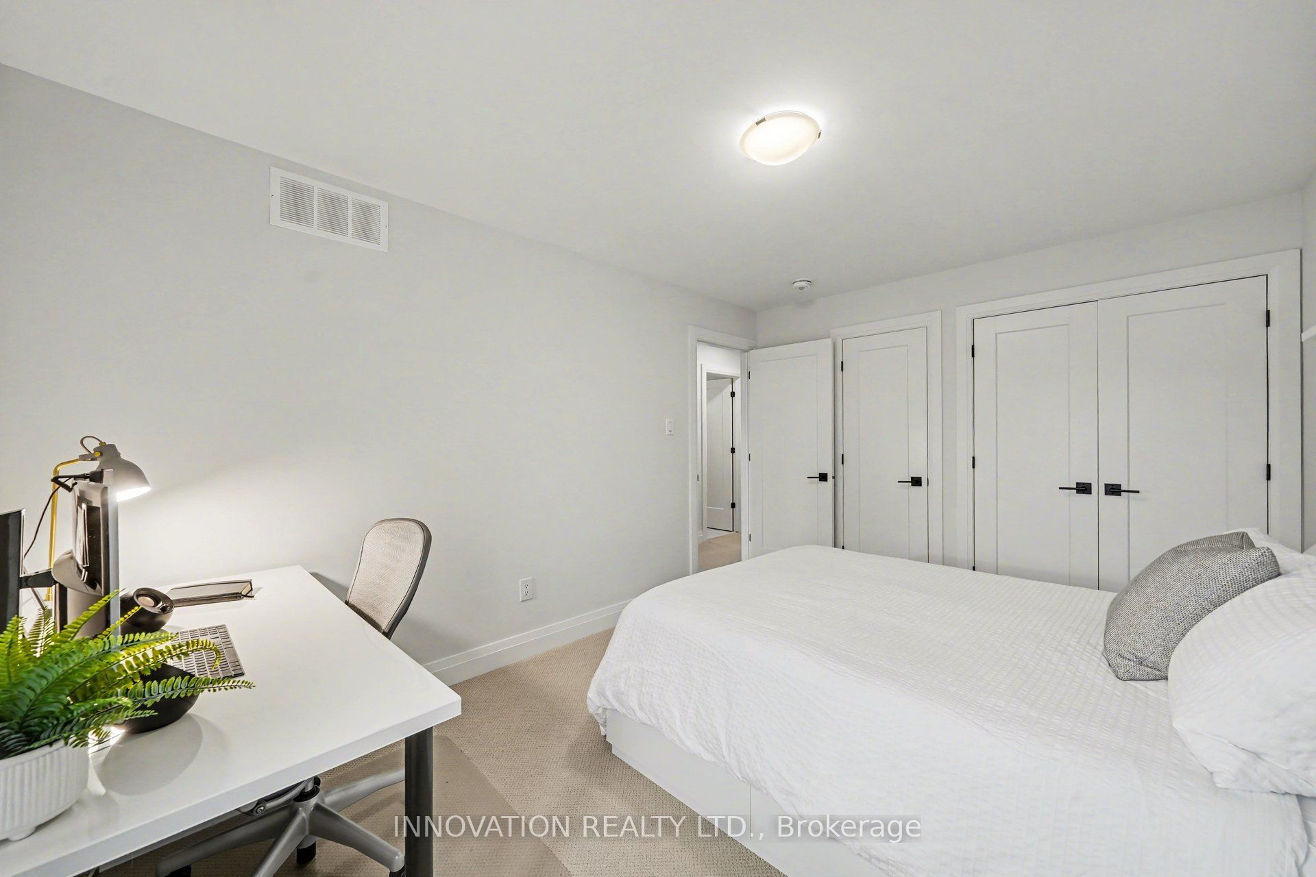 957 Atrium Ridge Property Photo 20