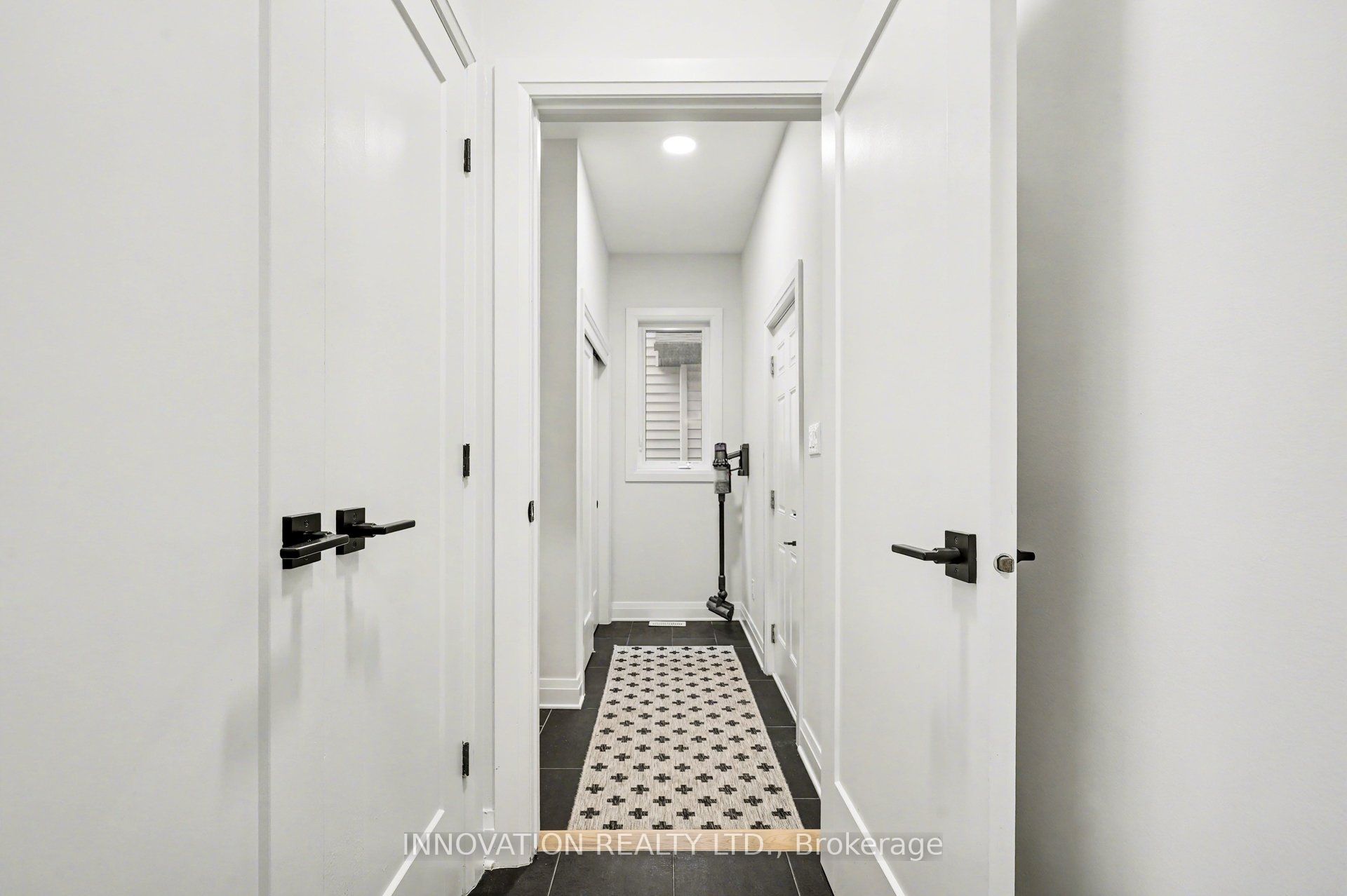 957 Atrium Ridge Property Photo 32