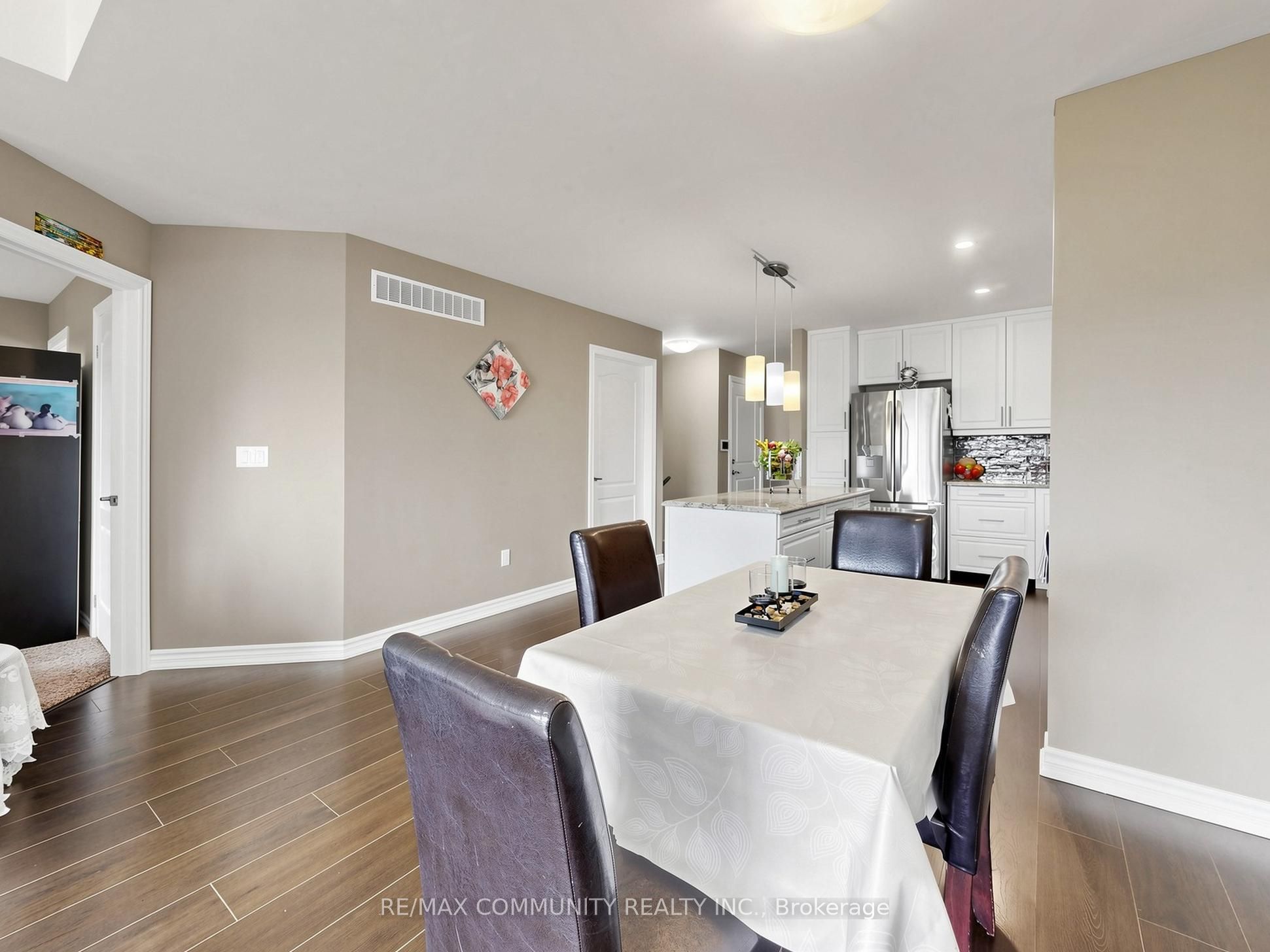 90 Cortland Way Property Photo 16