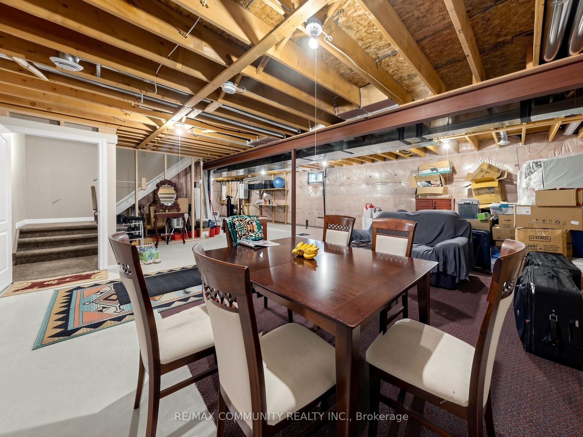 90 Cortland Way Property Photo 37