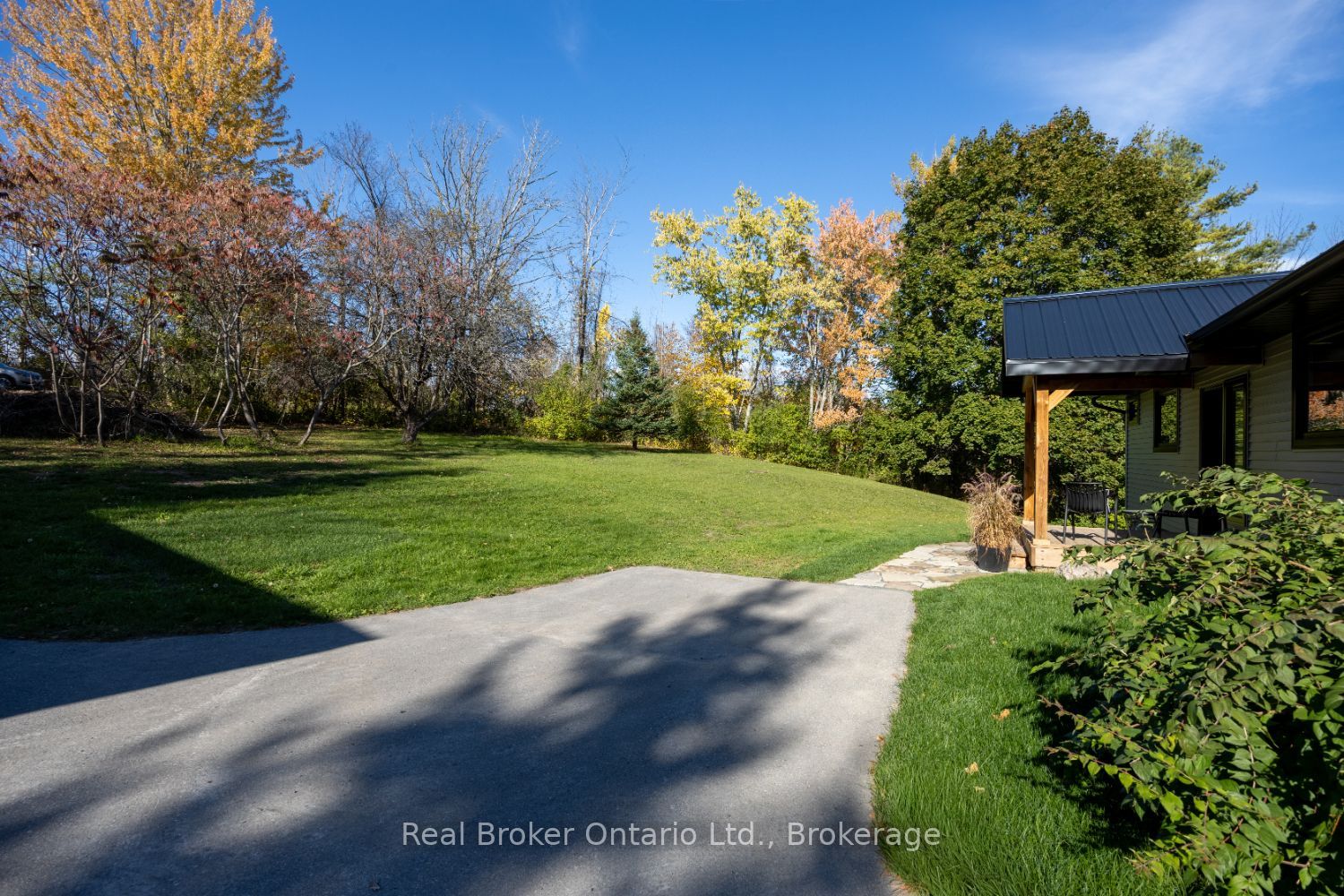 250 Silver Heights Drive Property Photo 37