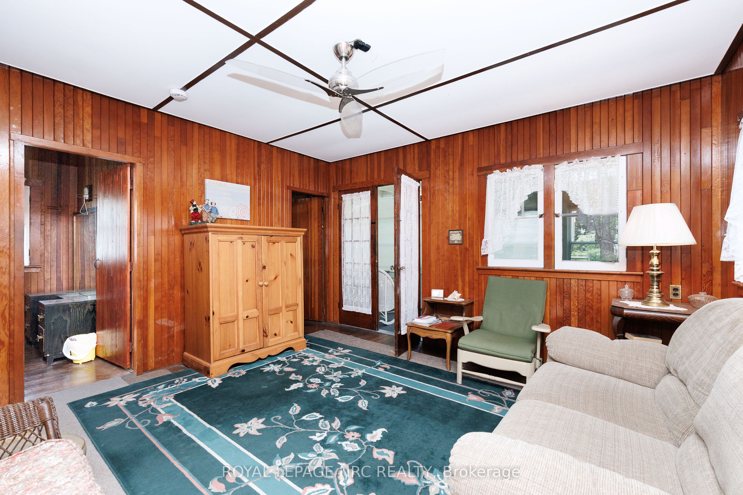 12194 Augustine Road Property Photo 6