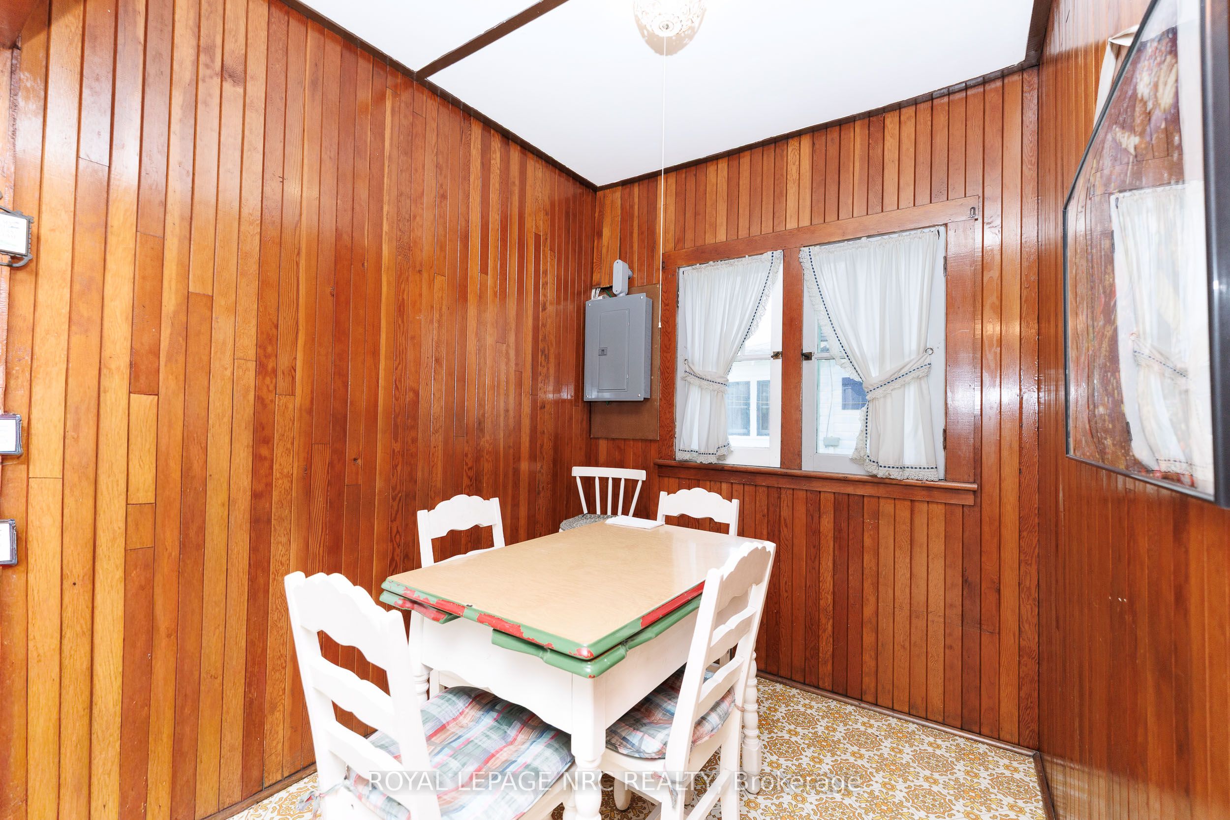 12194 Augustine Road Property Photo 10