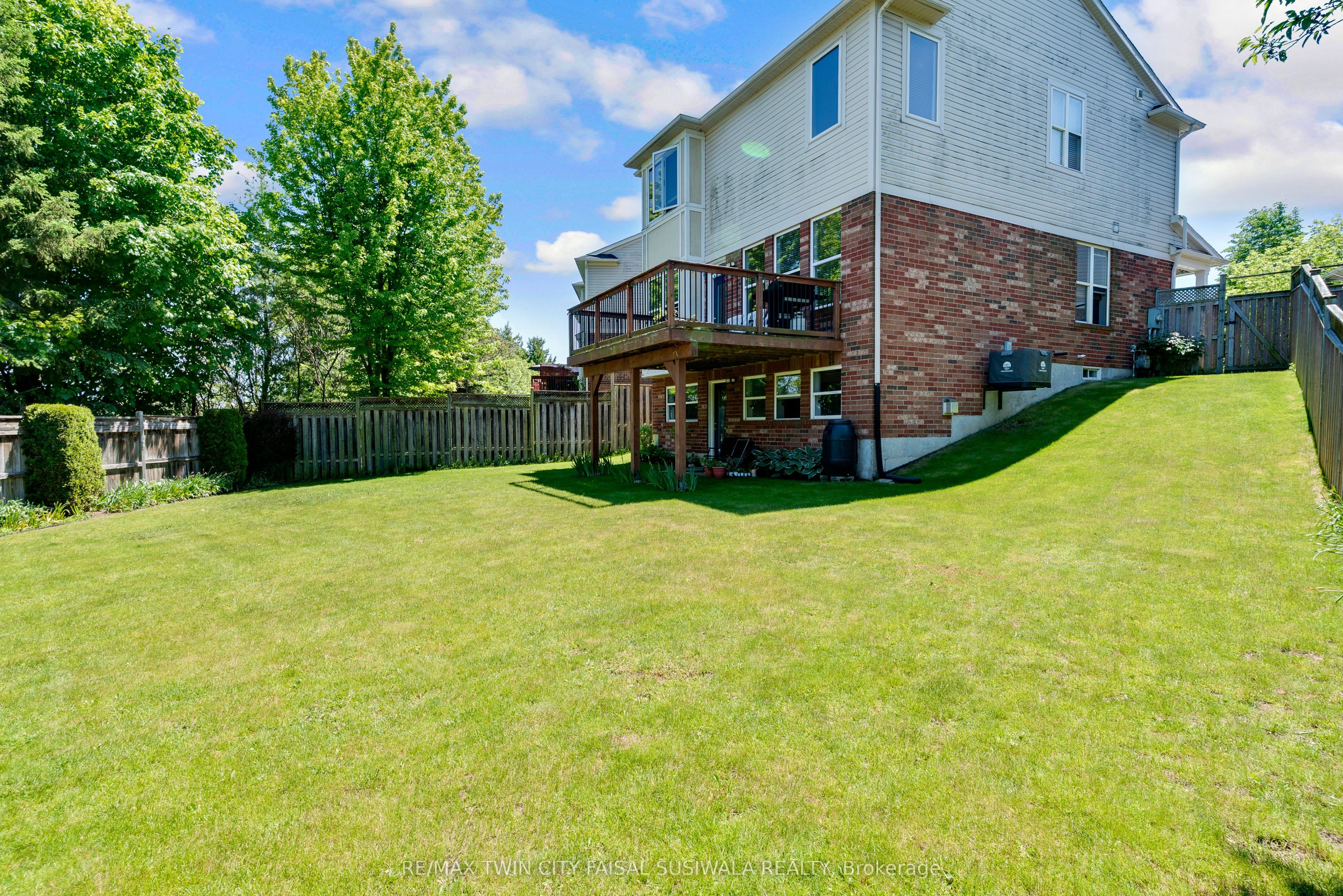 298 Garth Massey Drive Property Photo 4