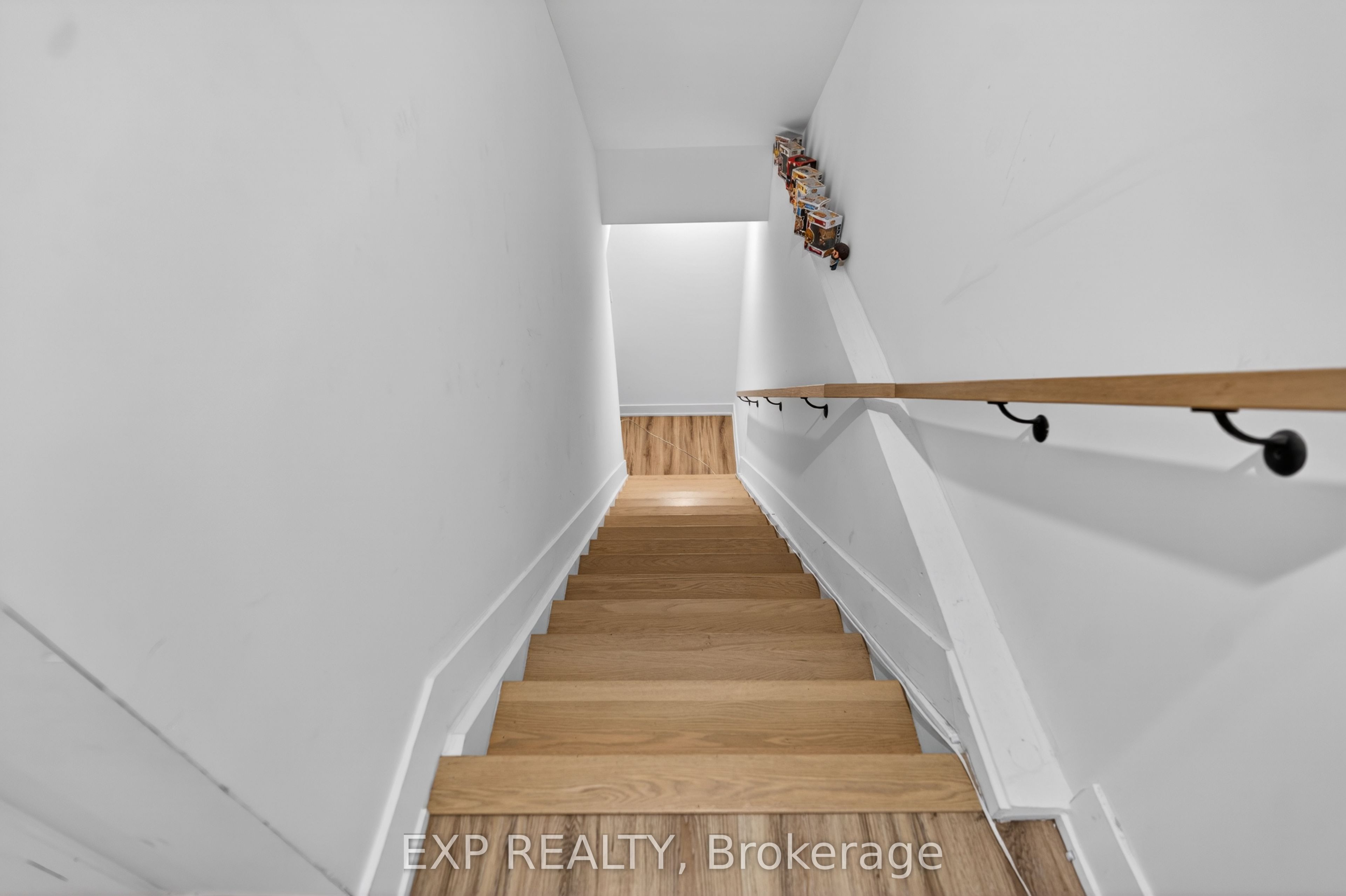 271 Duncairn Avenue Property Photo 17