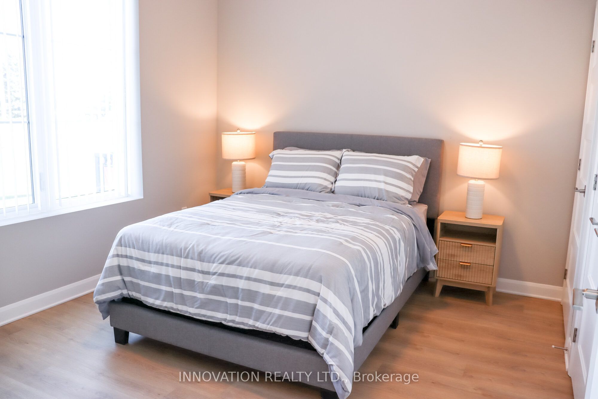100 Pinehill Road 1 Bedroom + Den Property Photo 11