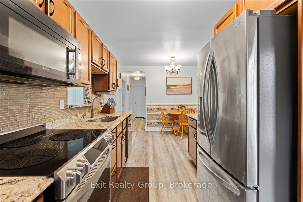 29 Barry Road Property Photo 5