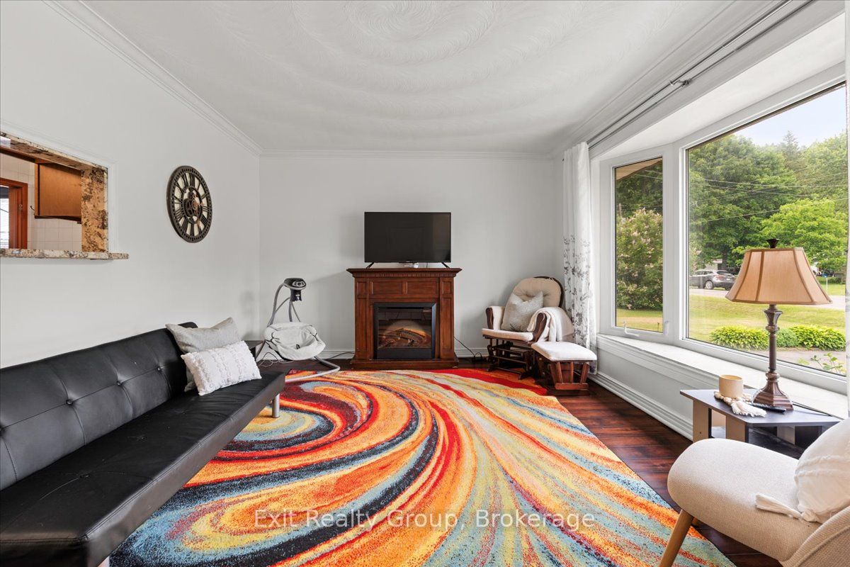 29 Barry Road Property Photo 10