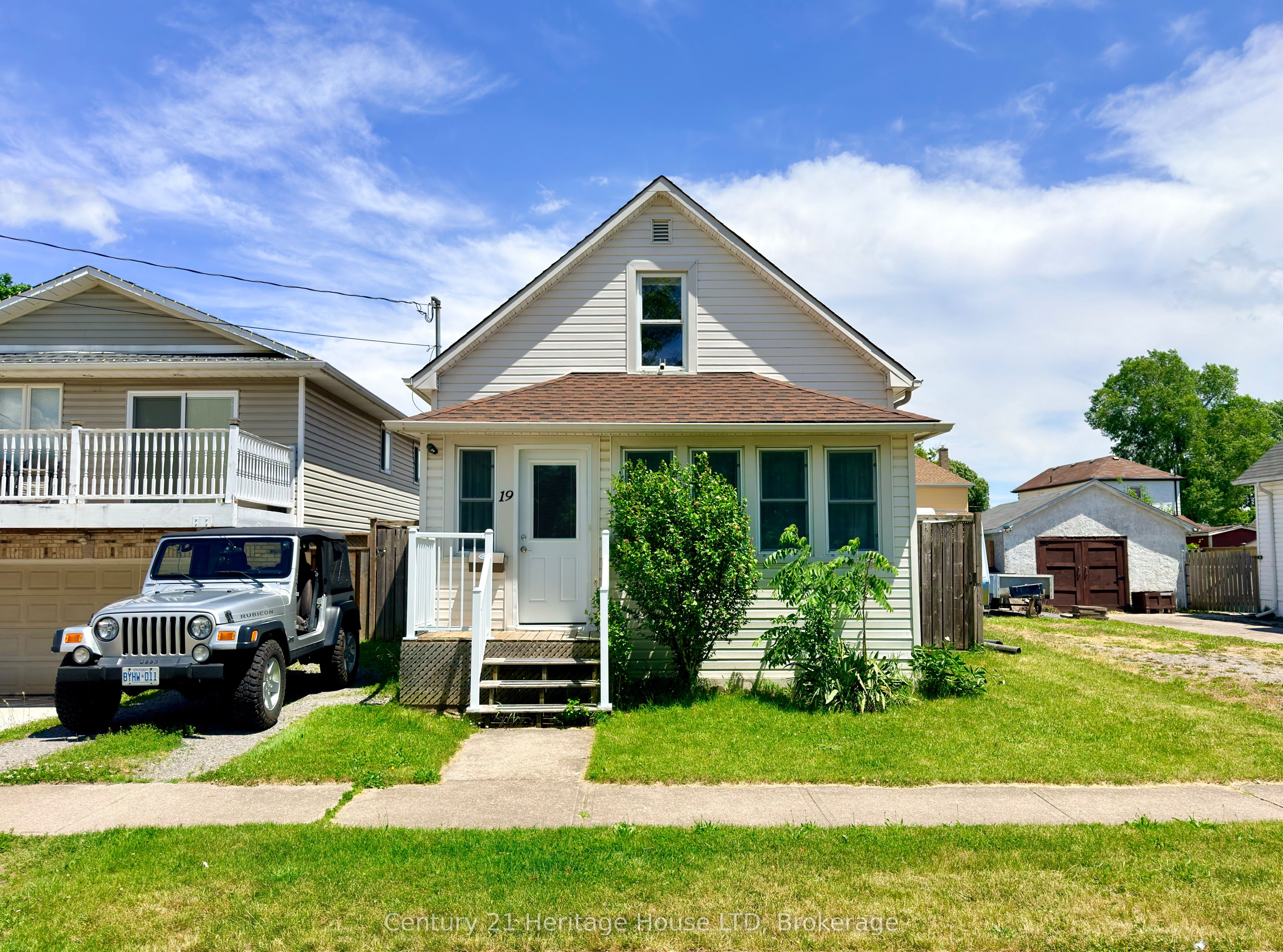19 Santone Avenue Property Photo 1