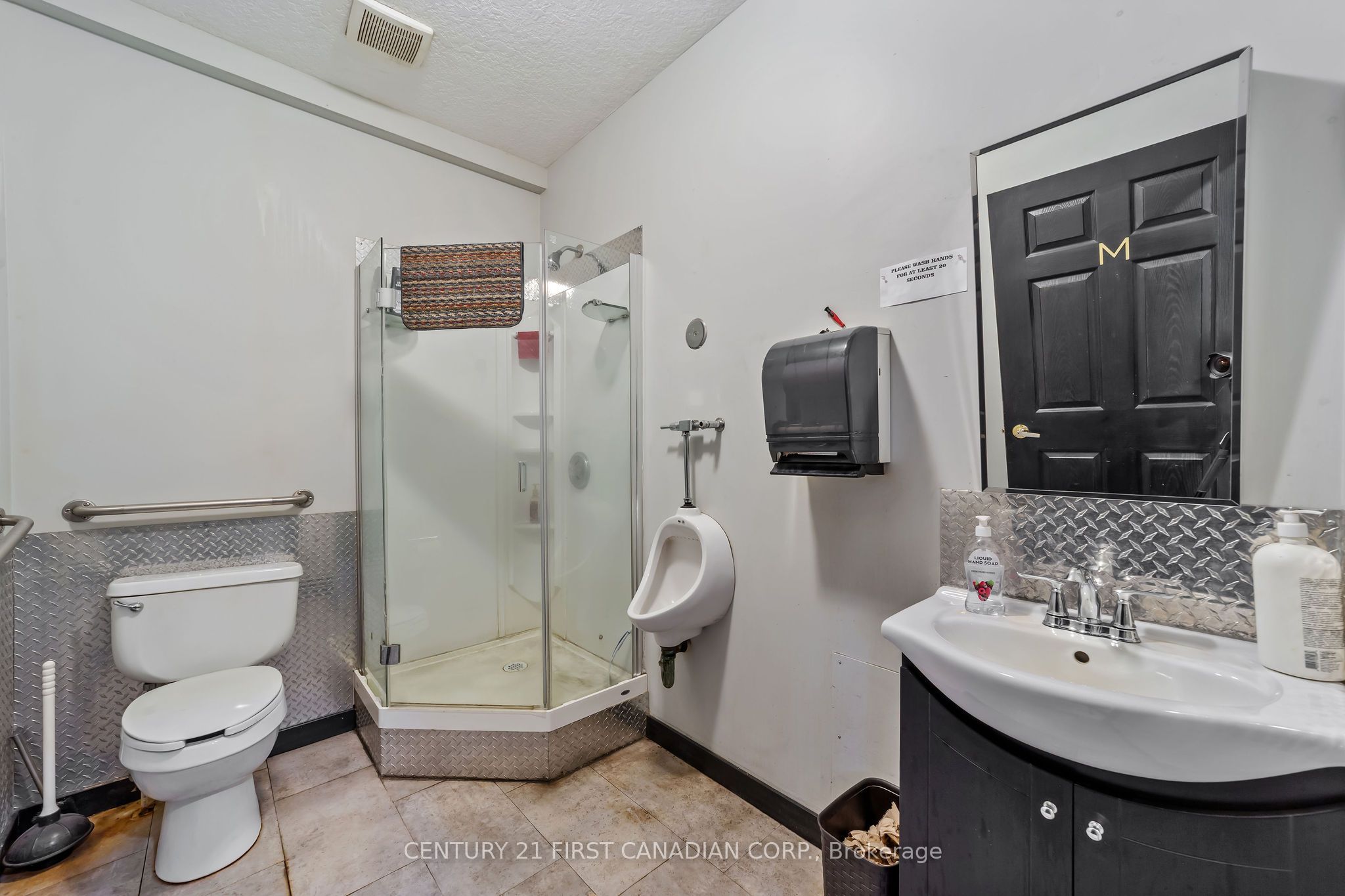 5611 Mcgillivray Drive Property Photo 29
