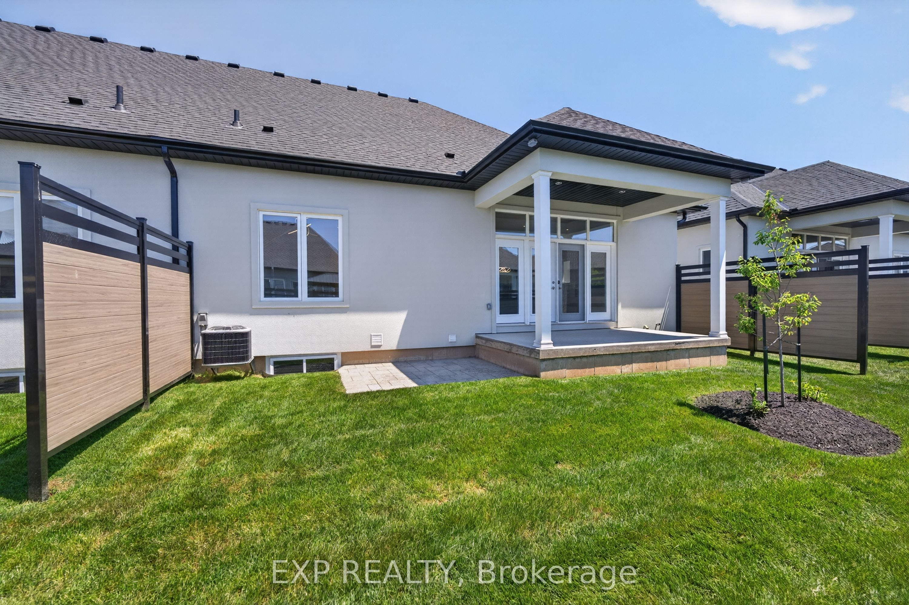 8 Butternut Crescent Property Photo 11