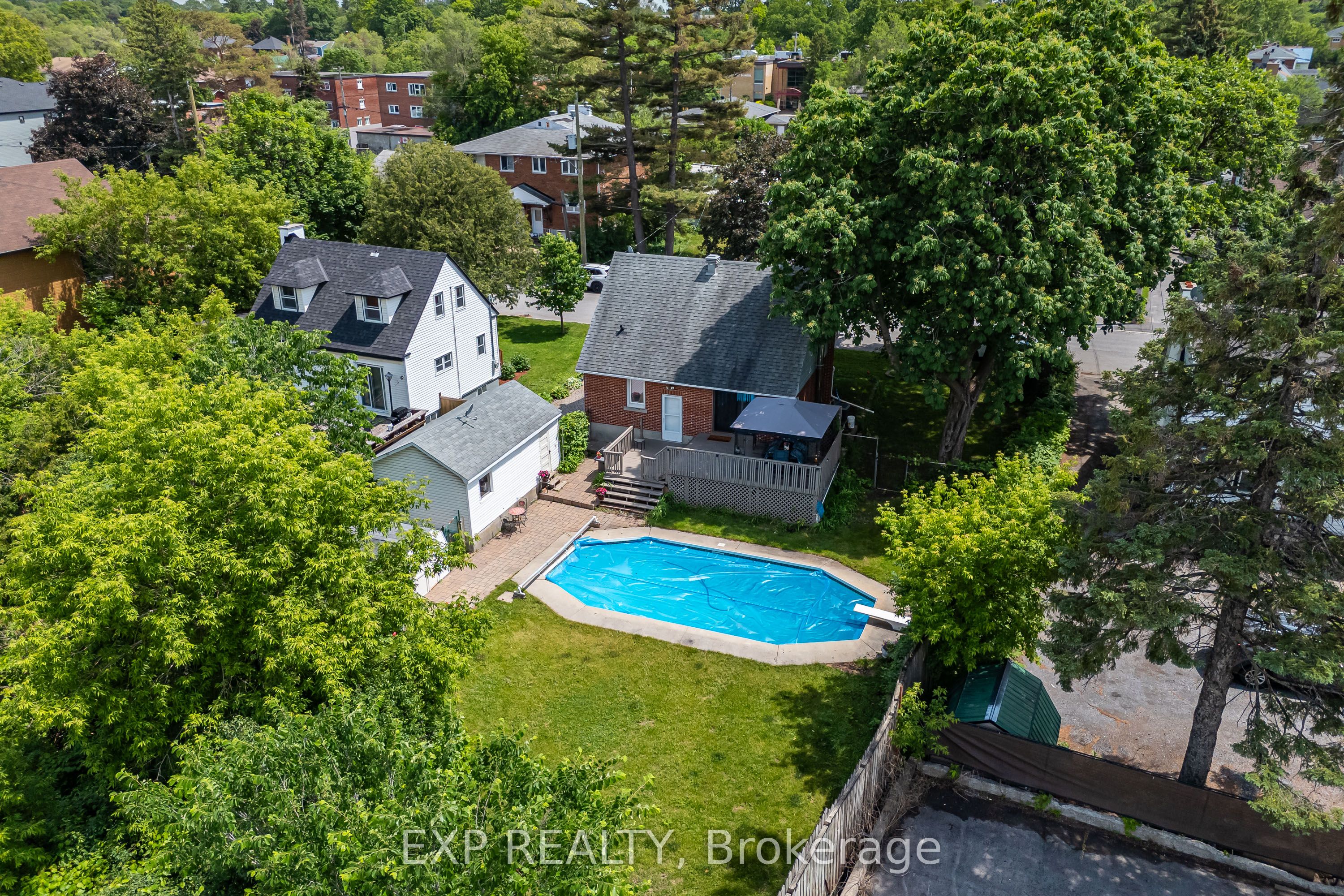 1357 Thames Street Property Photo 33