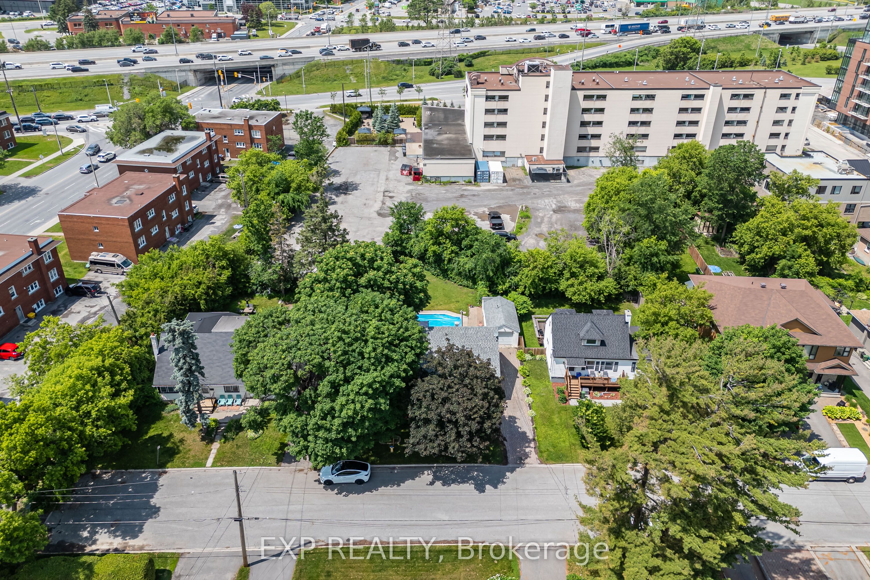 1357 Thames Street Property Photo 37