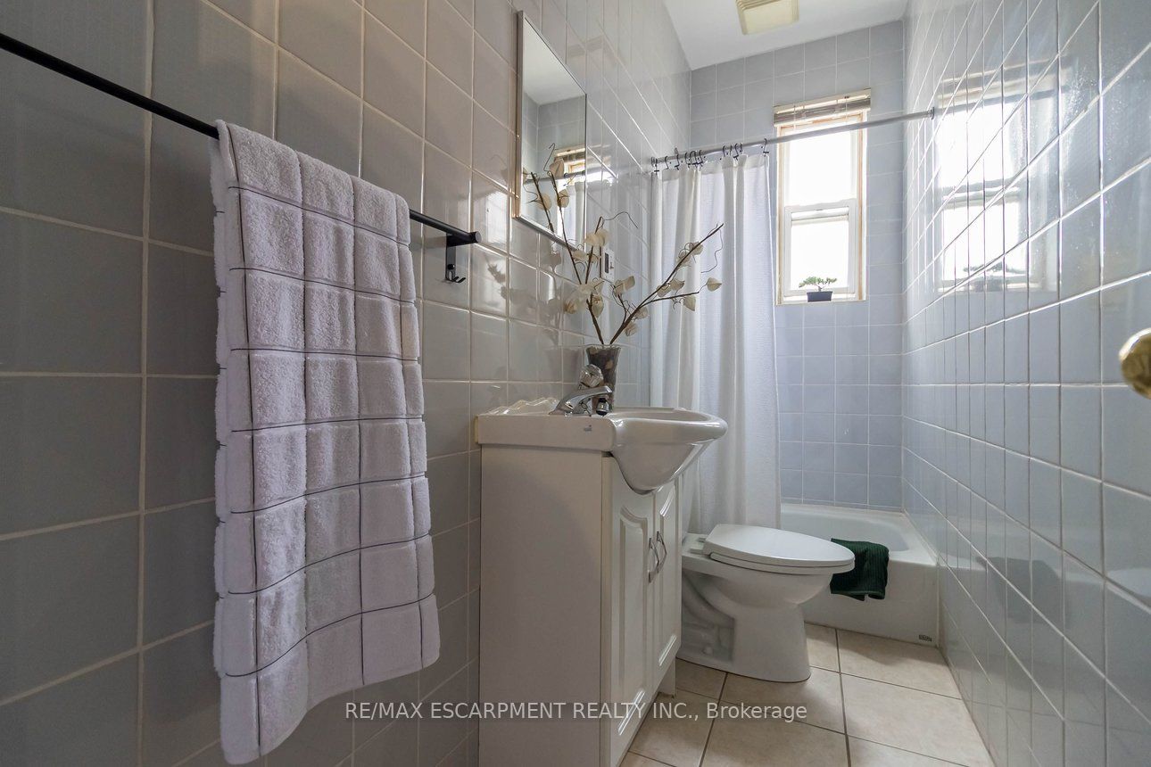 82 Burris Street Property Photo 15
