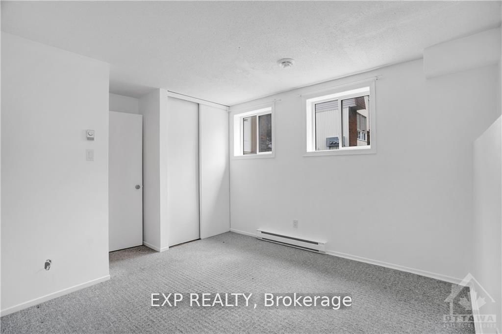 20 Forester Crescent C Property Photo 30