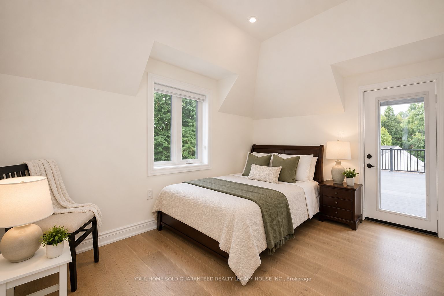 300 Mount Pleasant Road Property Photo 32