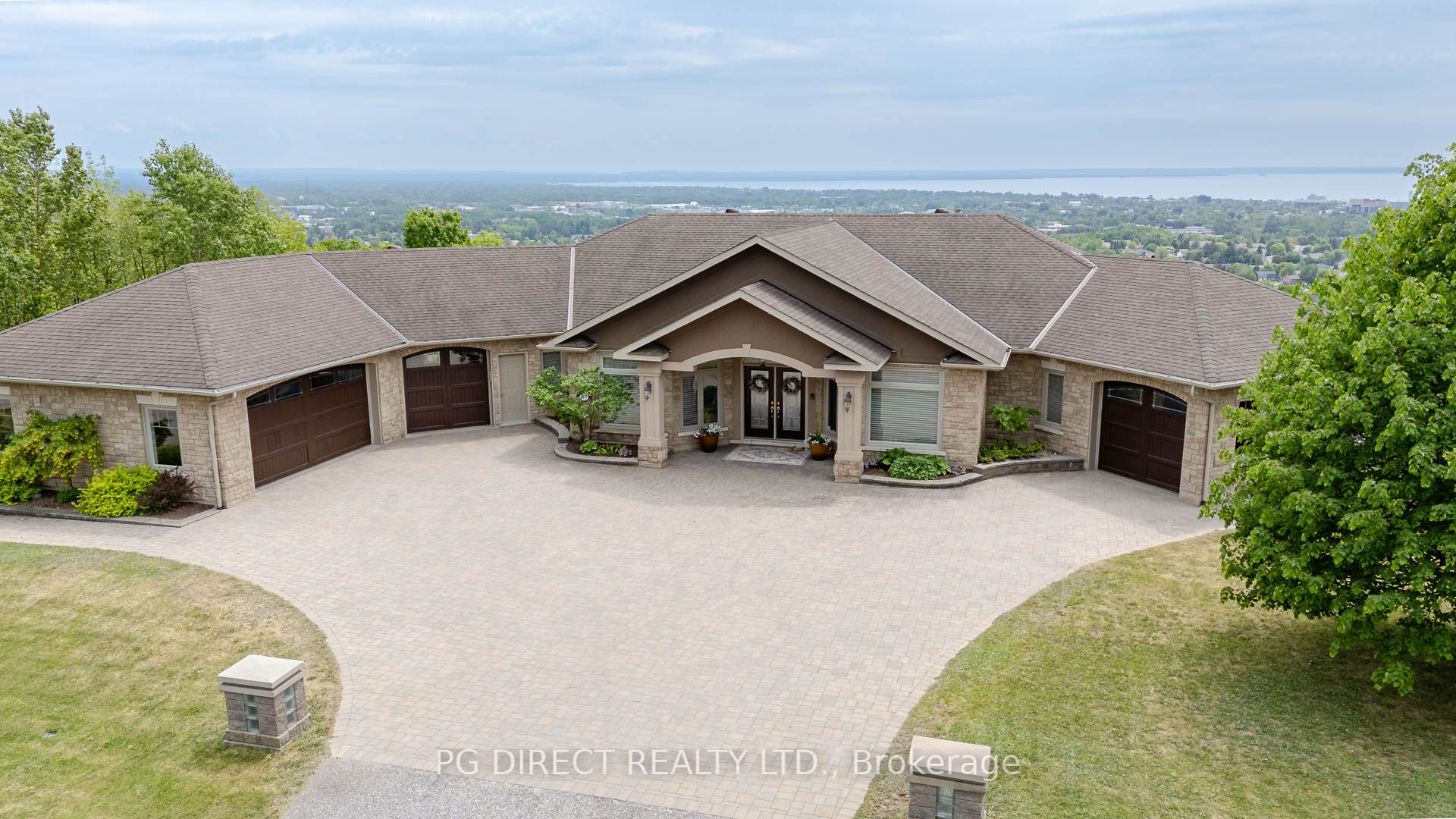 427 Surrey Drive Property Photo 1