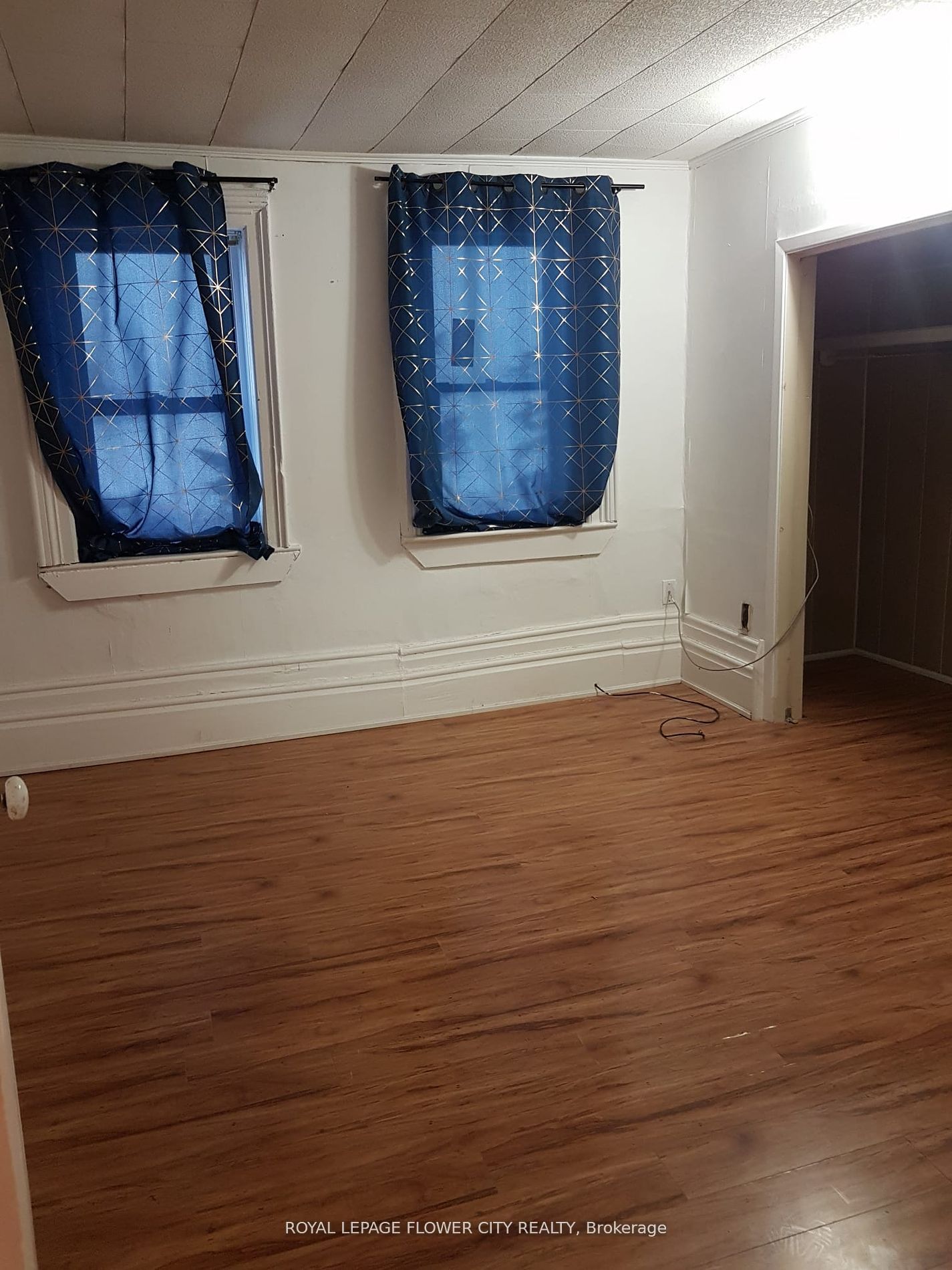 156097 Highway 10 Property Photo 6