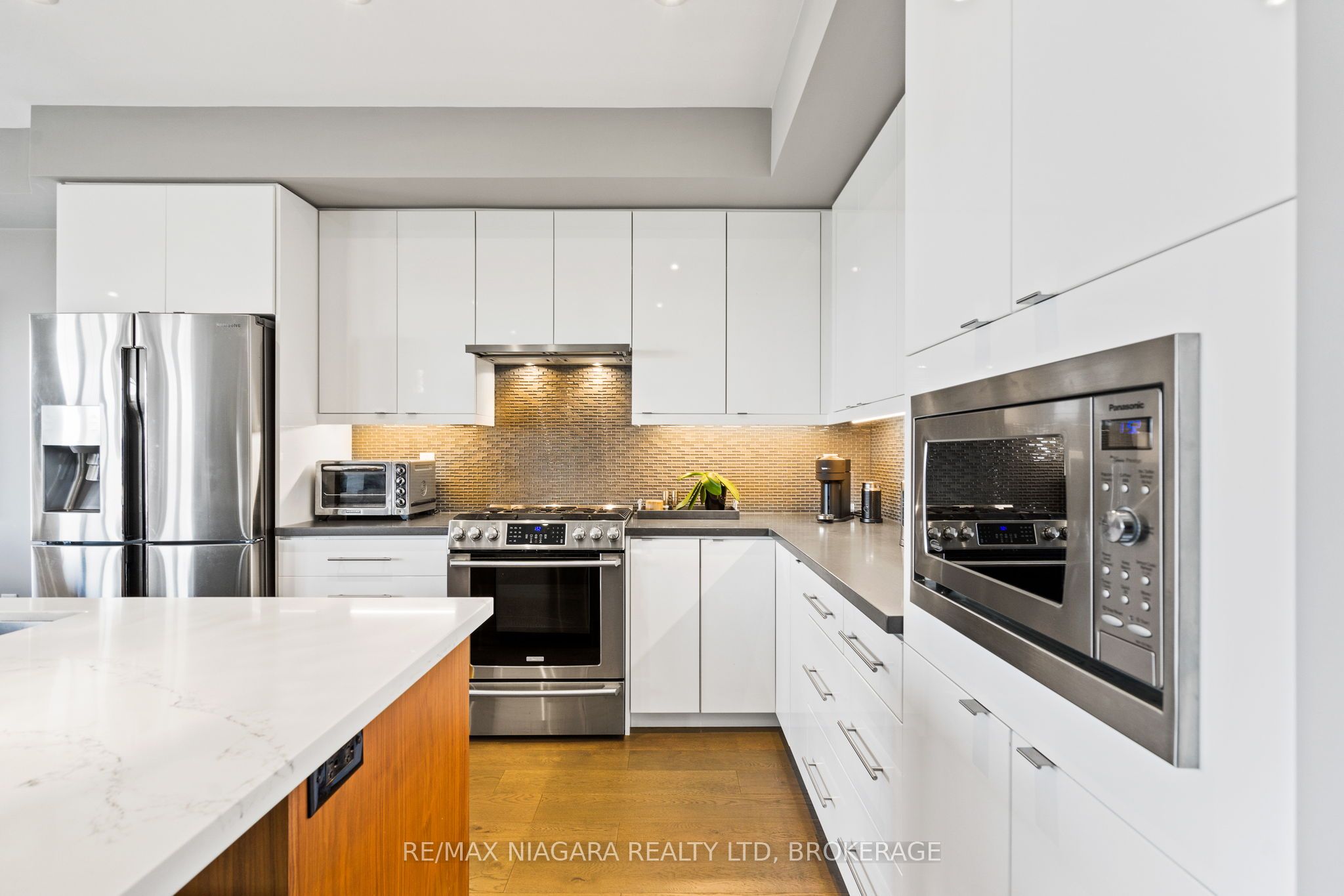 60 Waterview Lane Property Photo 7