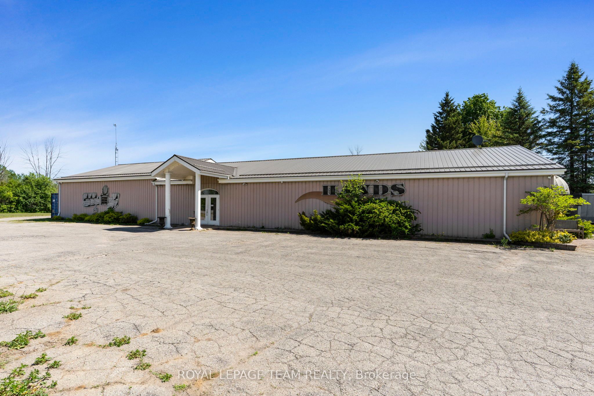 5501 County 15 Road Property Photo 4