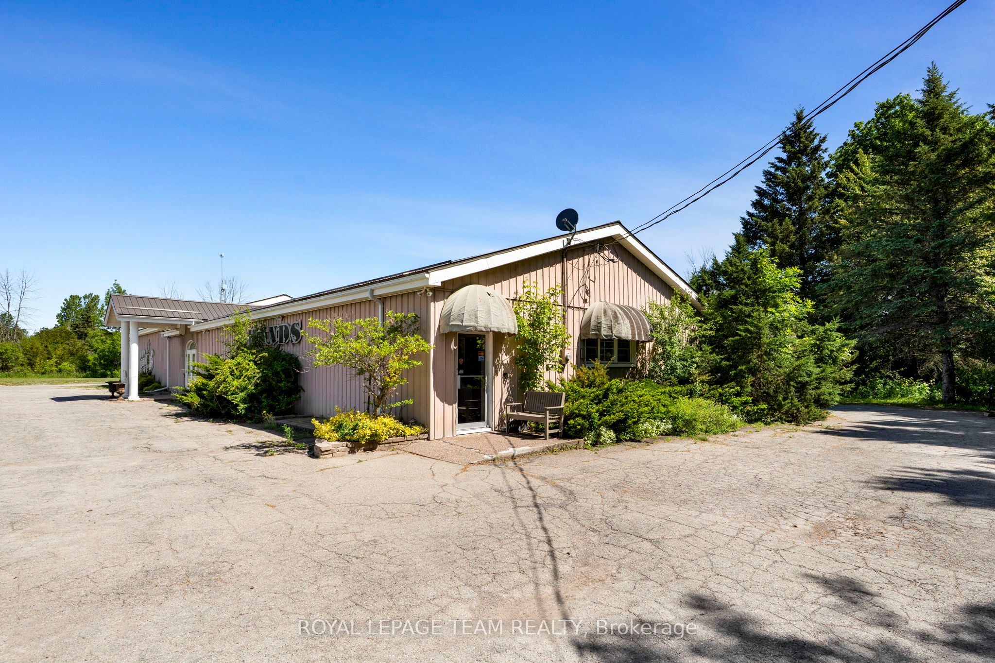 5501 County 15 Road Property Photo 5