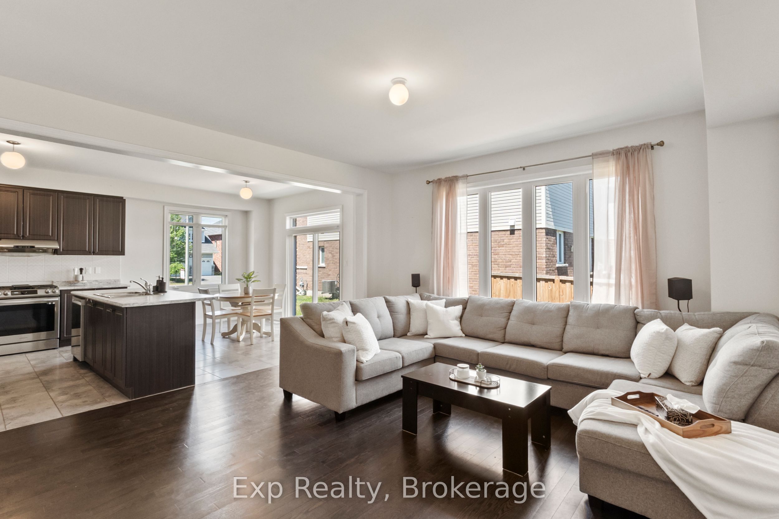 64 Paul Rexe Boulevard Property Photo 11