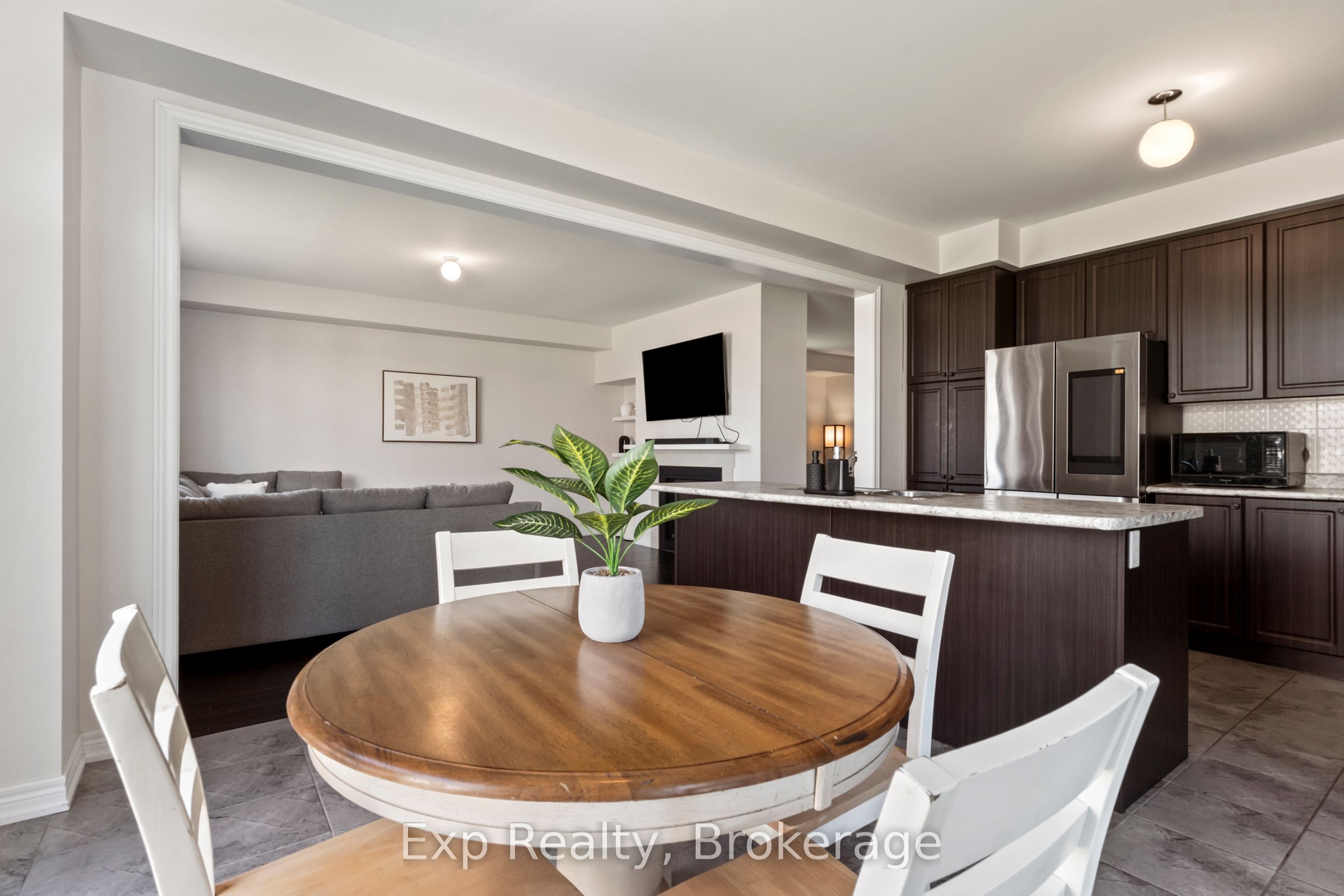 64 Paul Rexe Boulevard Property Photo 15