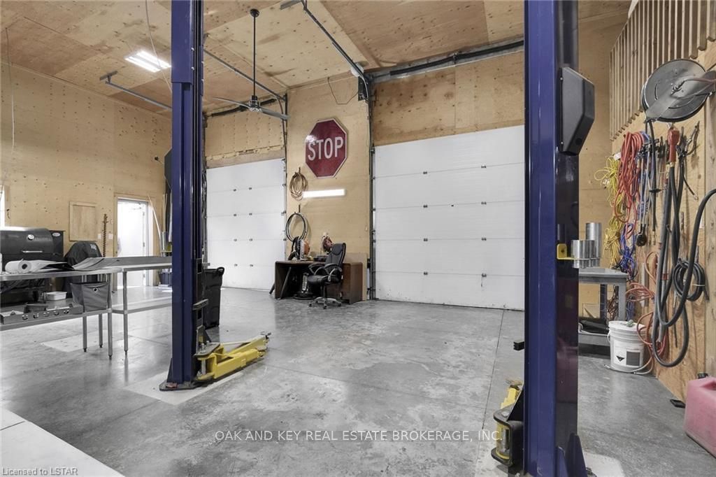 29830 Centre Road Property Photo 47