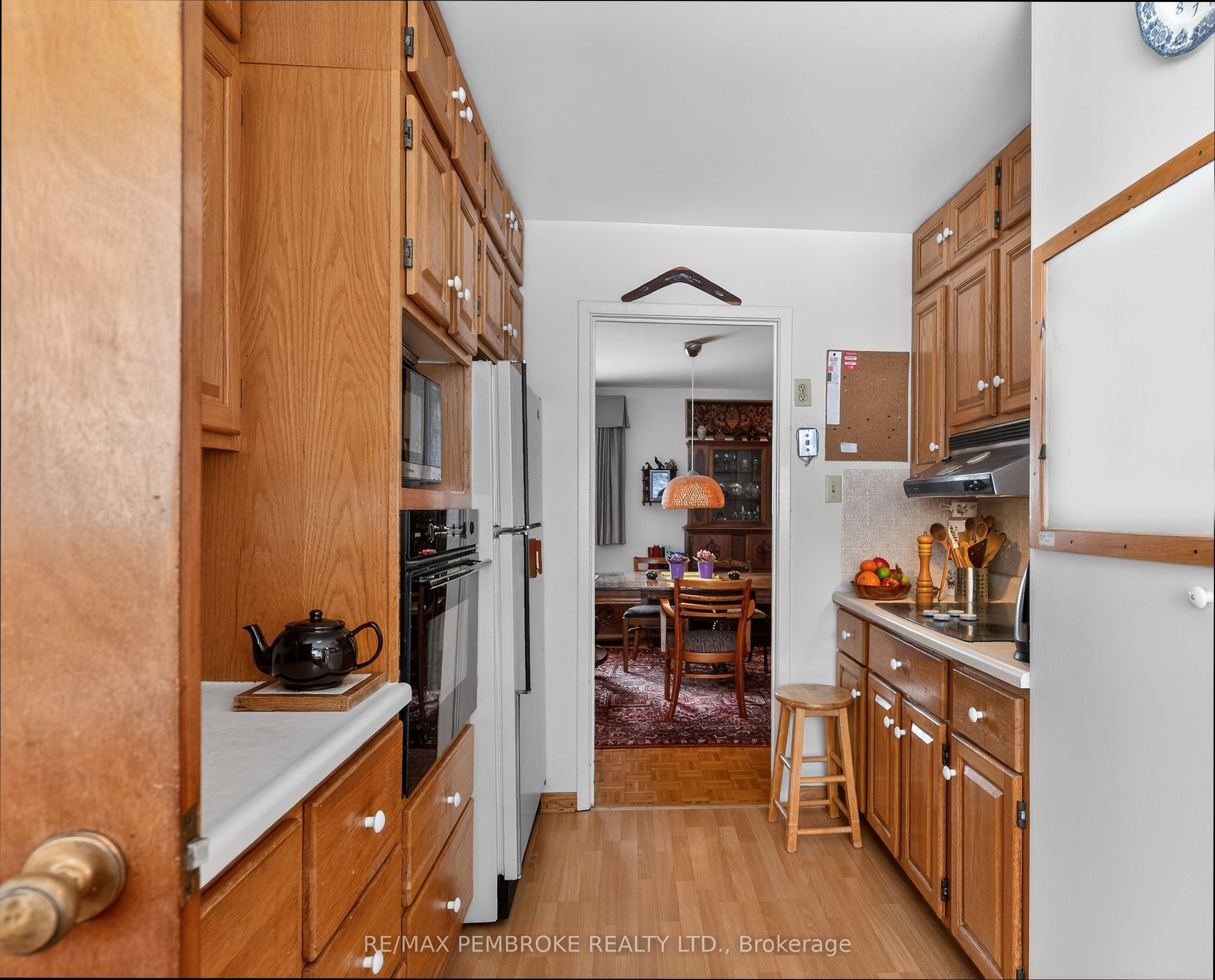 98 Glendale Avenue Property Photo 17