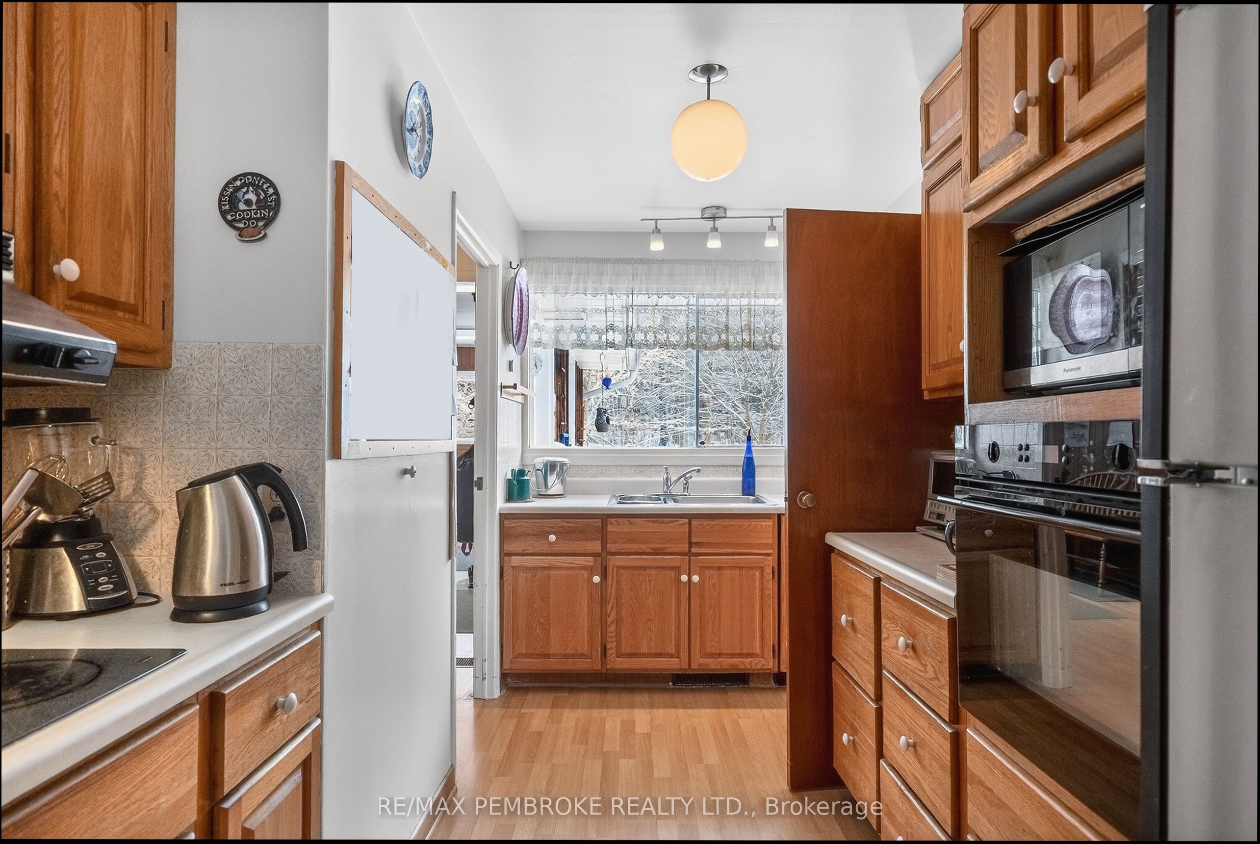 98 Glendale Avenue Property Photo 20