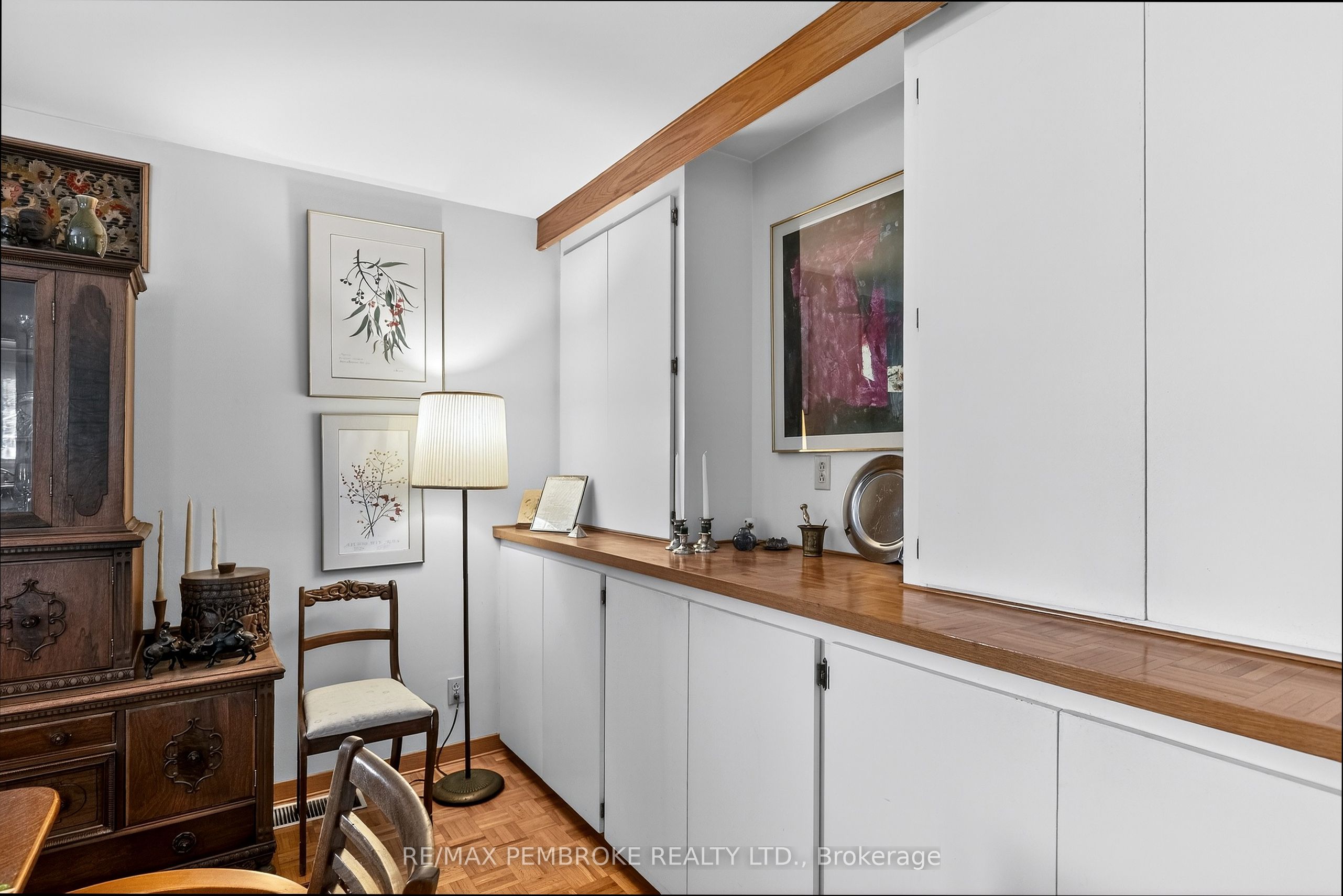 98 Glendale Avenue Property Photo 21