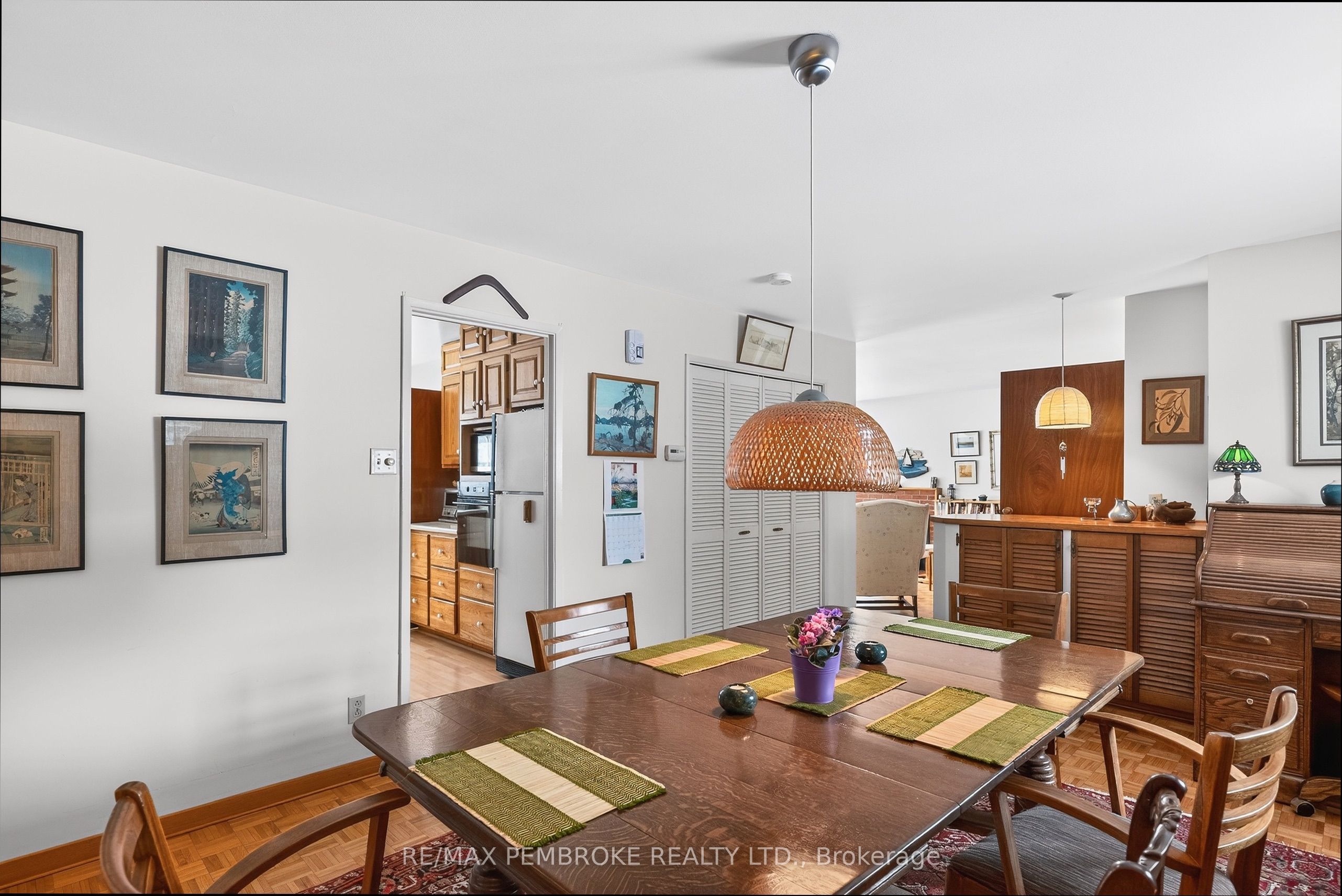 98 Glendale Avenue Property Photo 22
