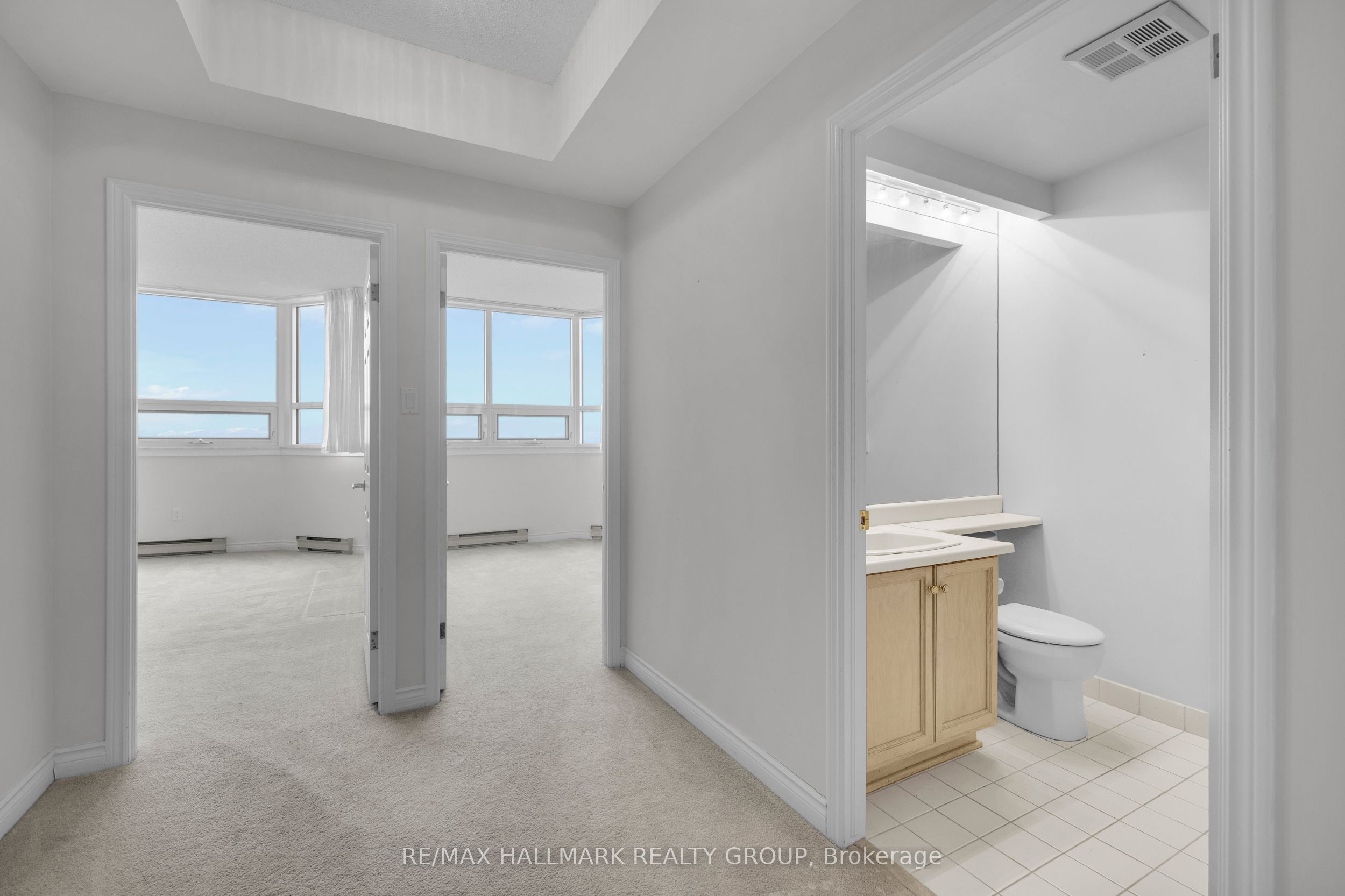 1480 Riverside Drive 2204 Property Photo 16