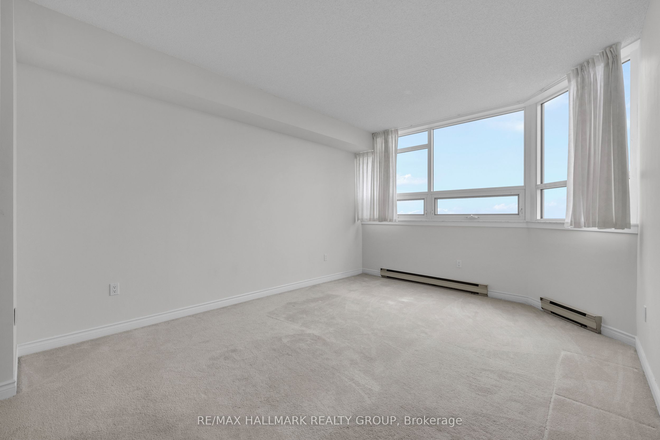 1480 Riverside Drive 2204 Property Photo 18
